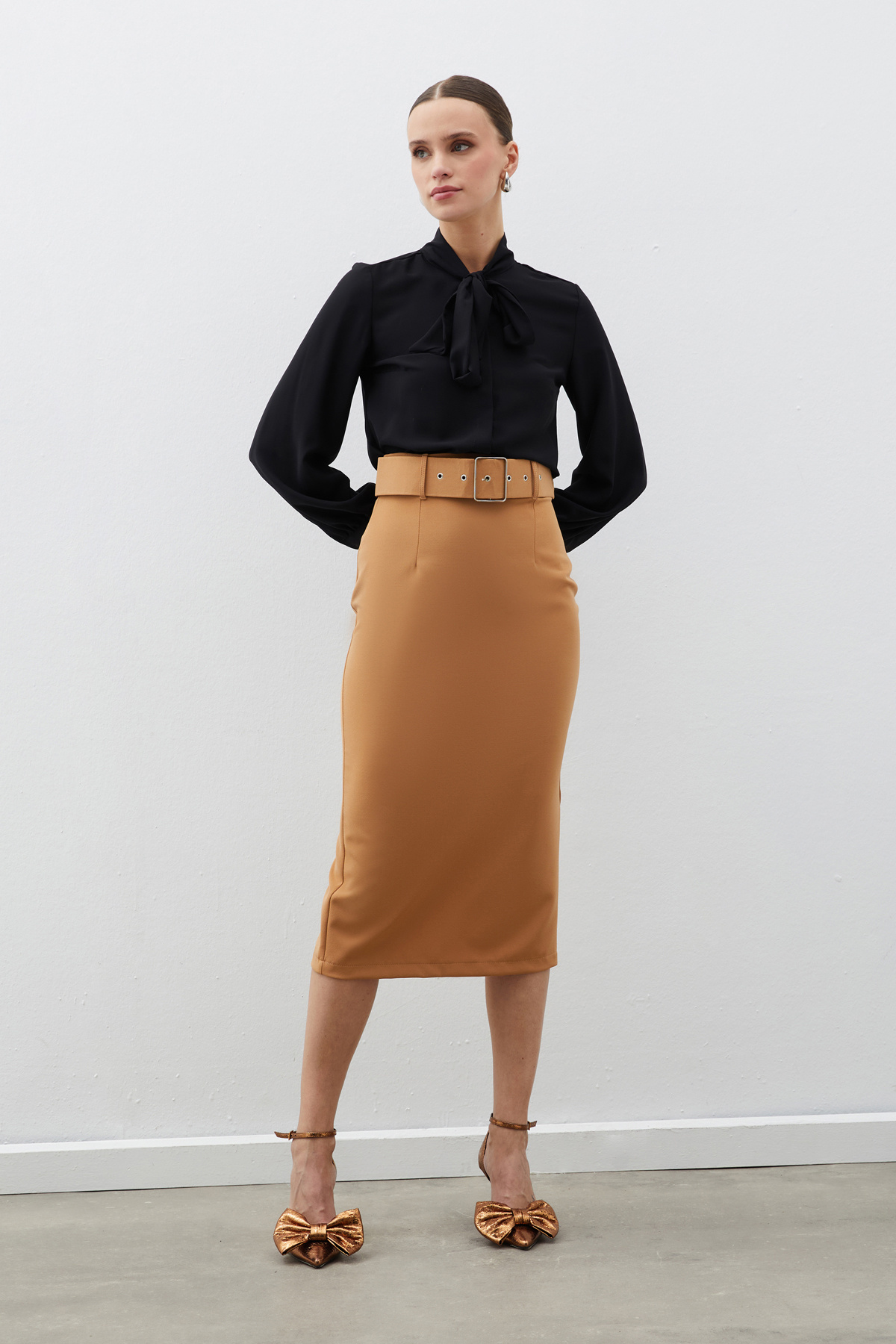 Kemerli Kalem Etek - CAMEL