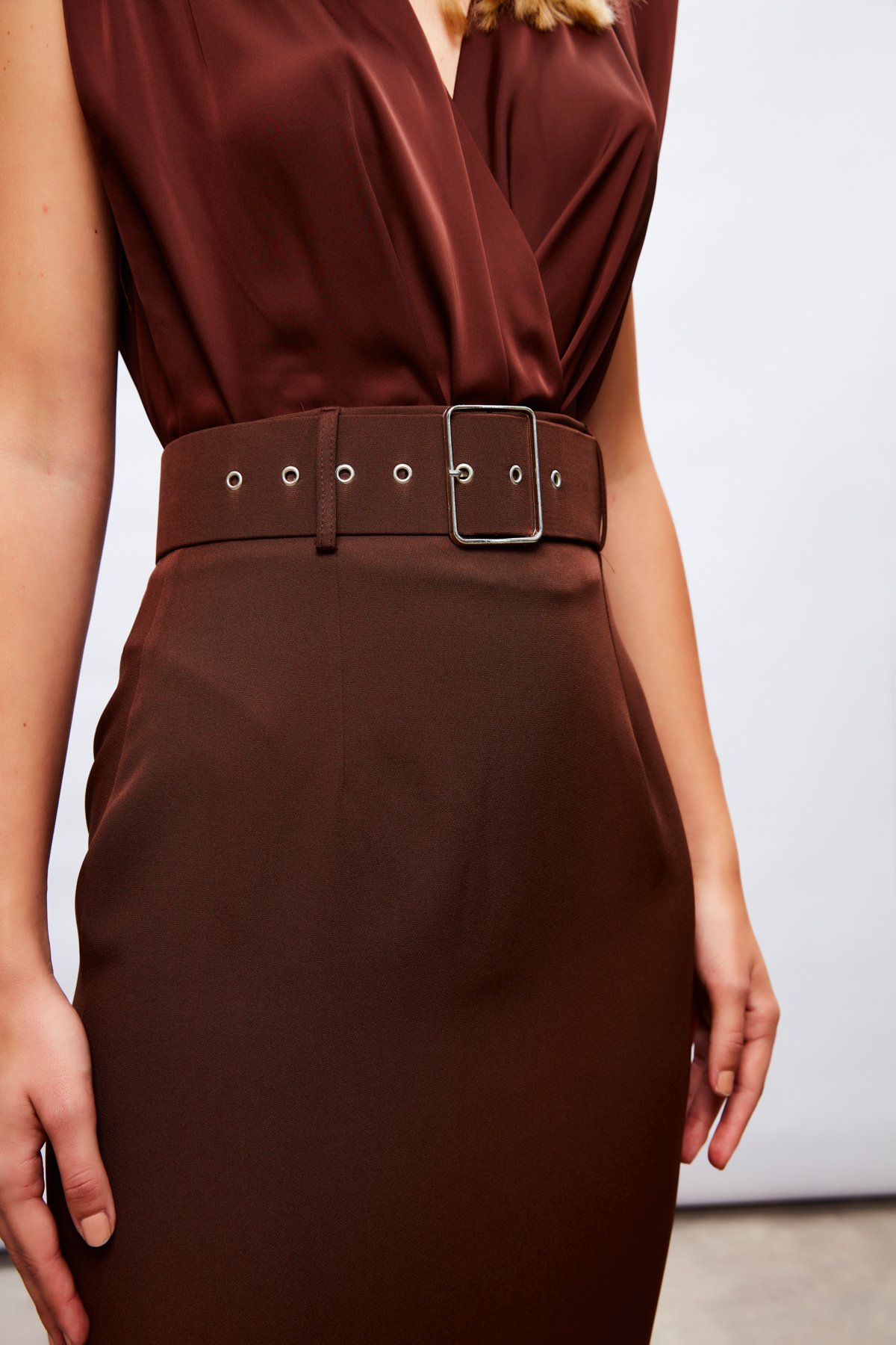 Belted Pencil Skirt - BROWN