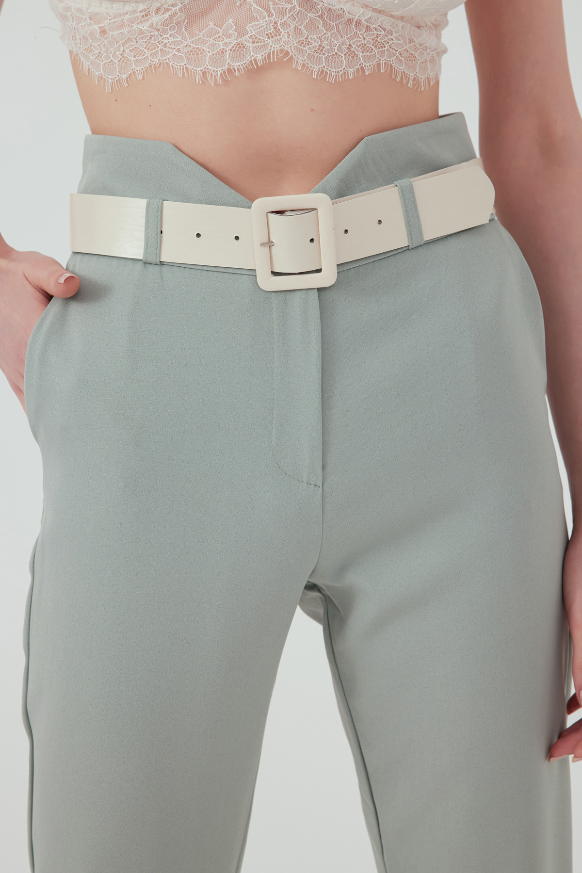 Kemerli klasik pantolon - ÇAĞLA YEŞİLİ