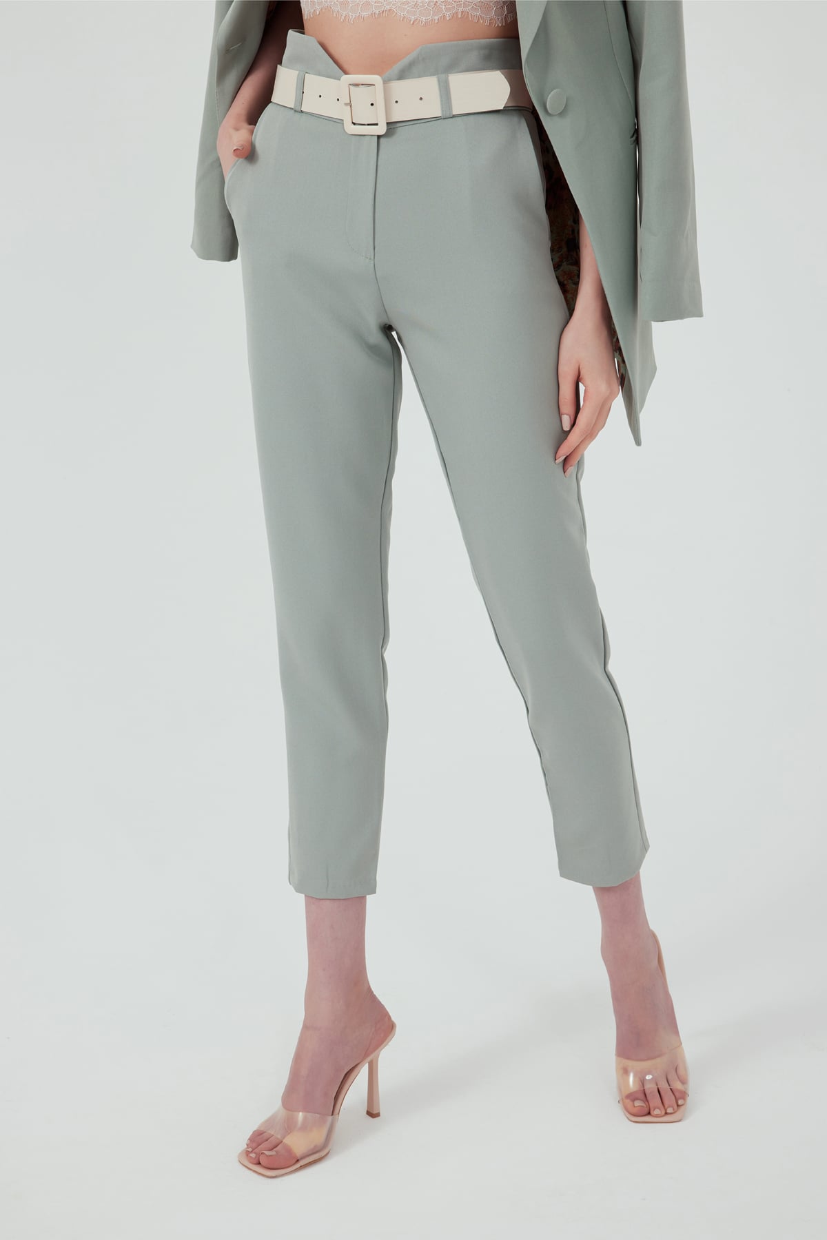 Kemerli klasik pantolon - ÇAĞLA YEŞİLİ