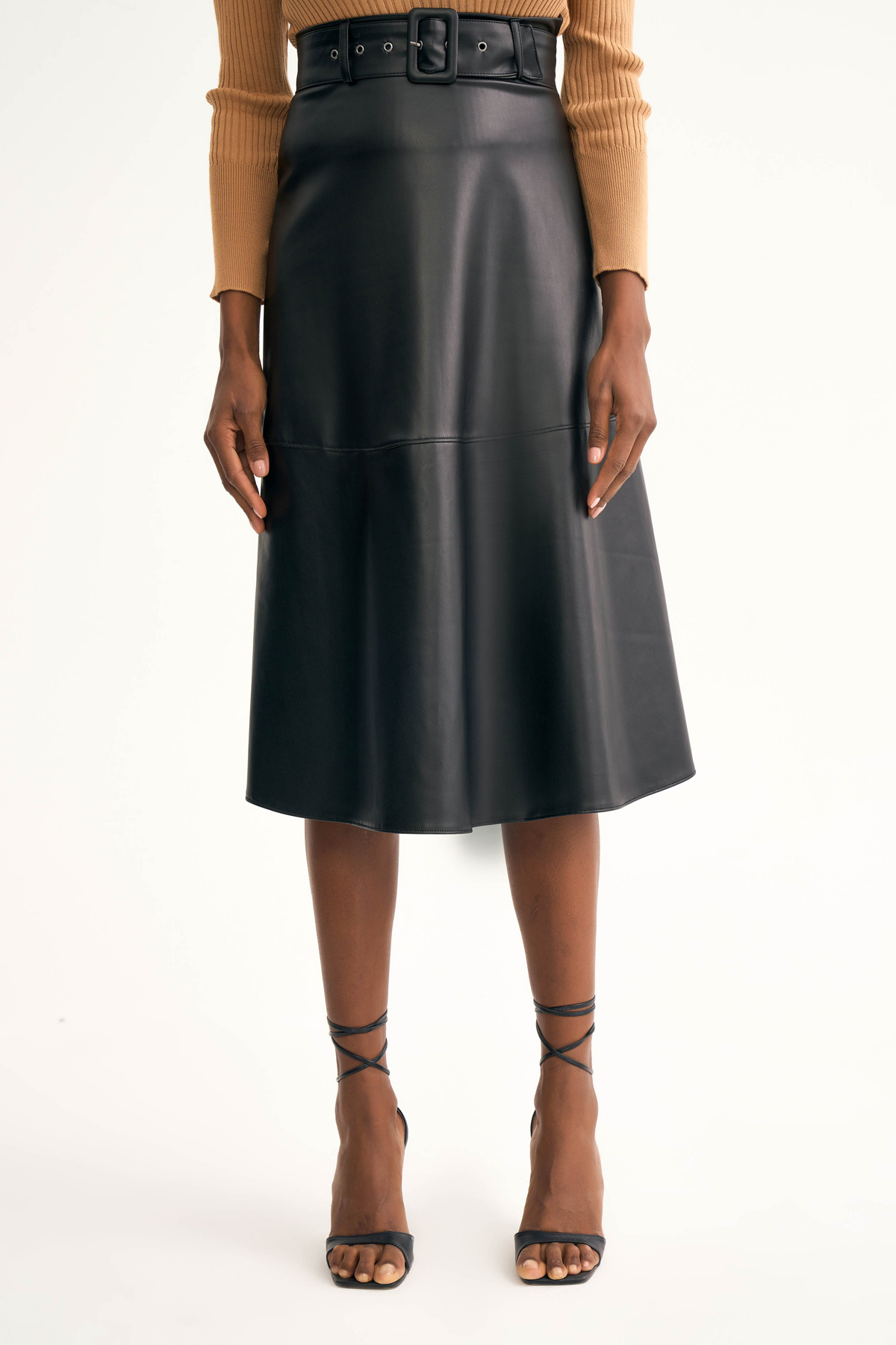 Kemerli kloş deri etek - SİYAH