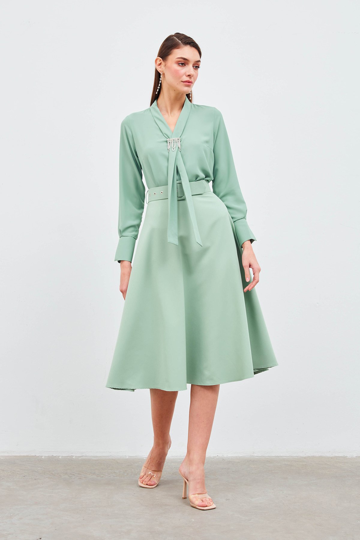 Kemerli kloş etek - ÇAĞLA YEŞİLİ