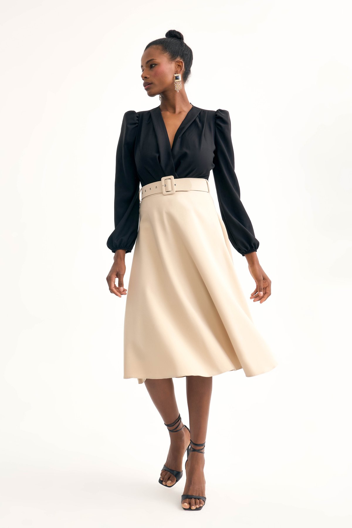 Kemerli kloş etek - TAŞ