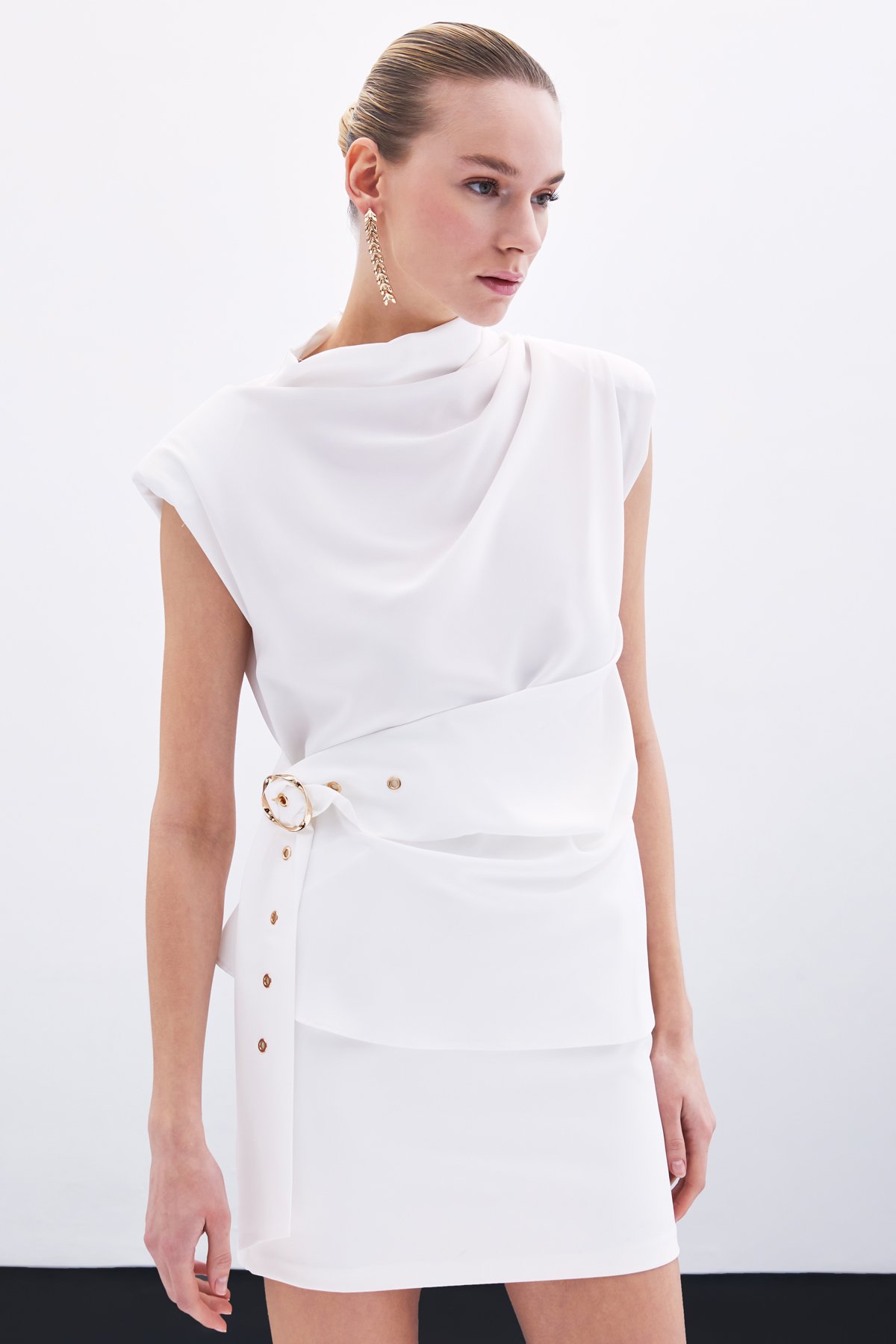 Kemerli Kolsuz Bluz - Ekru