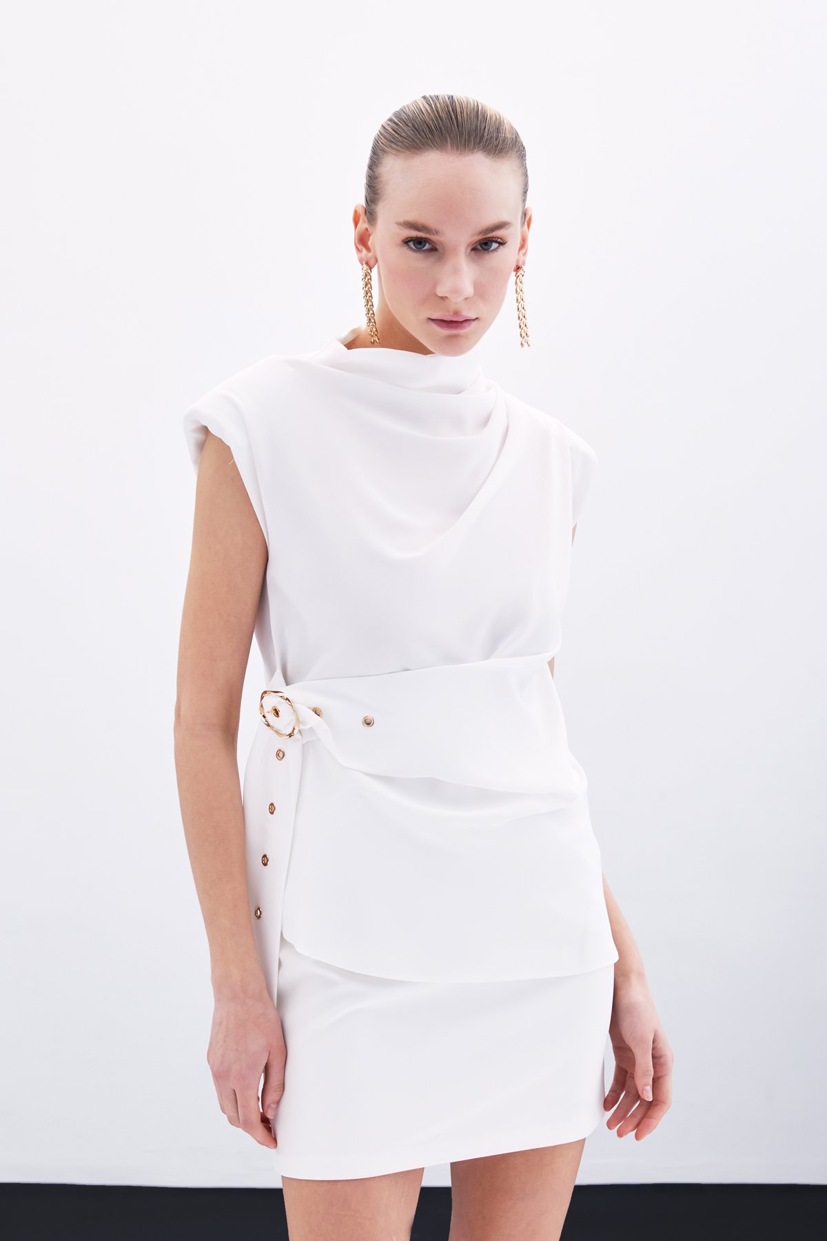 Kemerli Kolsuz Bluz - Ekru