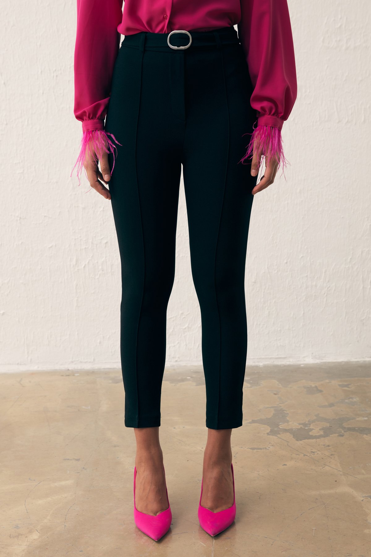 Kemerli Pantolon - SİYAH