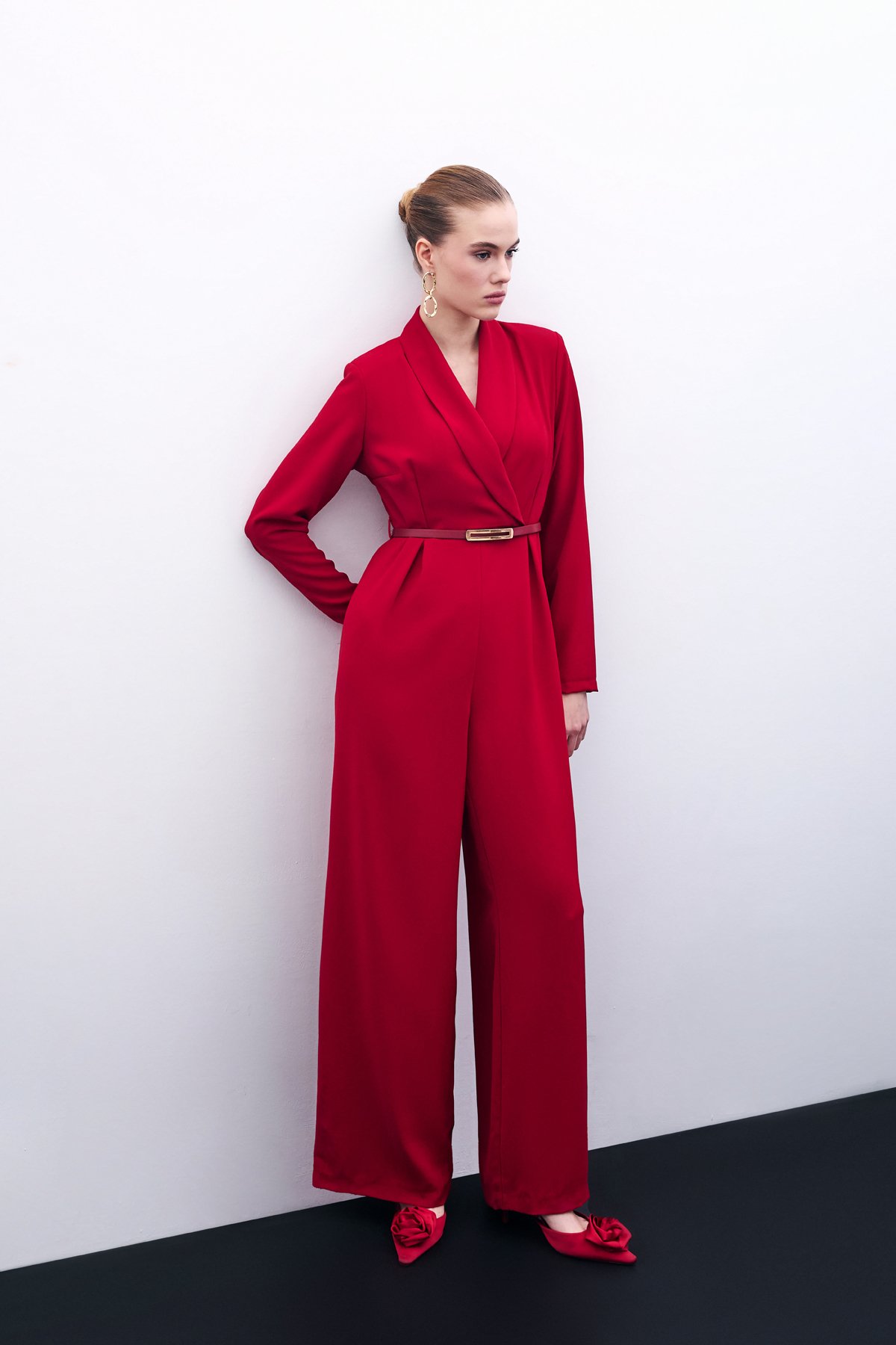 Belted Loose Rompers - Red