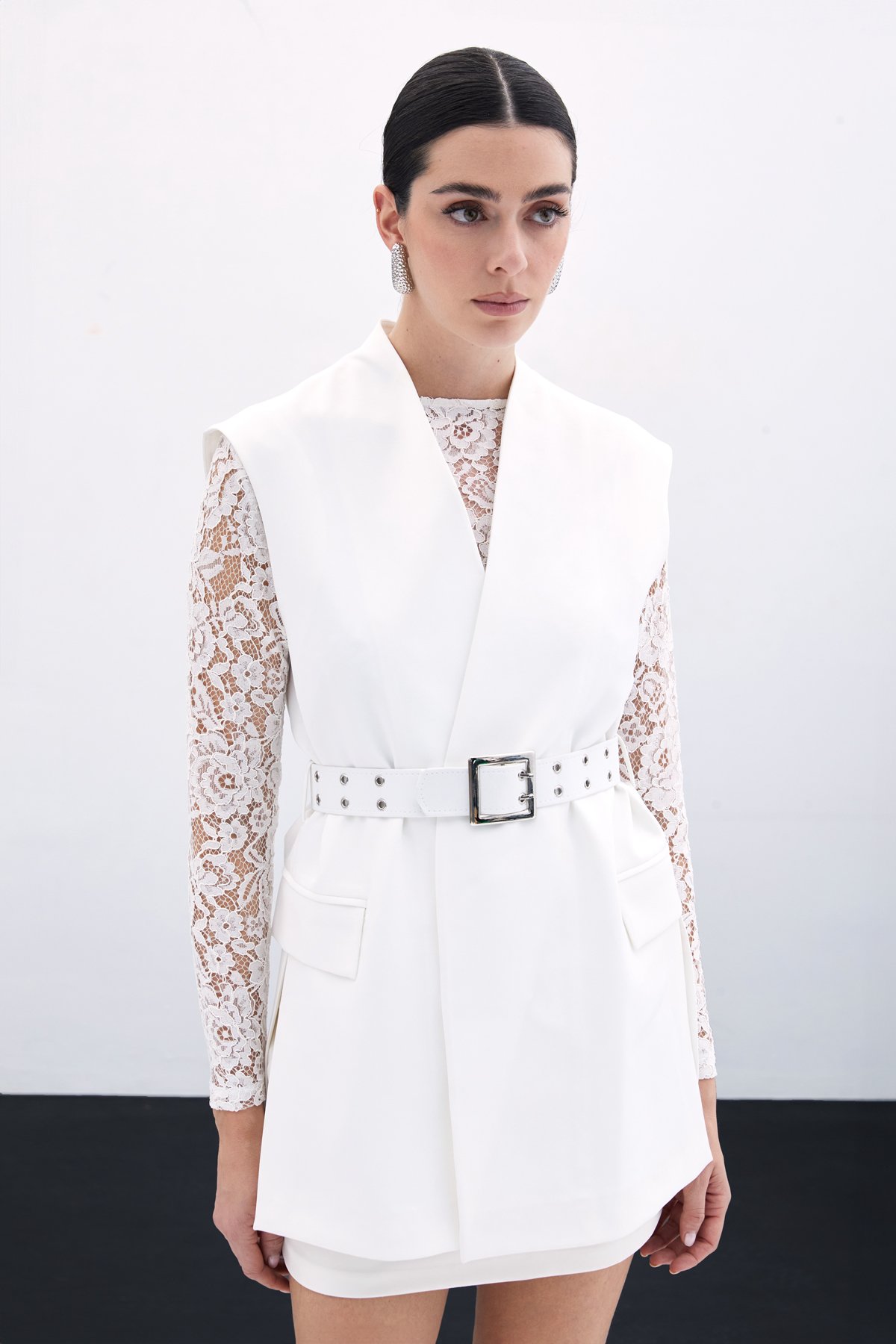 Kemerli Uzun Yelek - Ekru