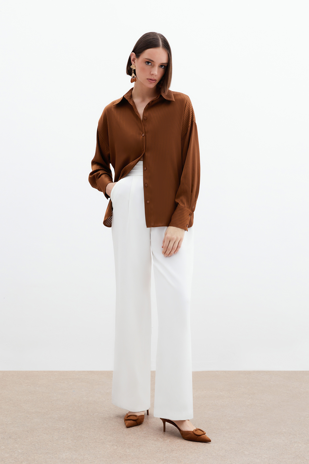 Kendinden Çizgi Desenli Gömlek - Kahve