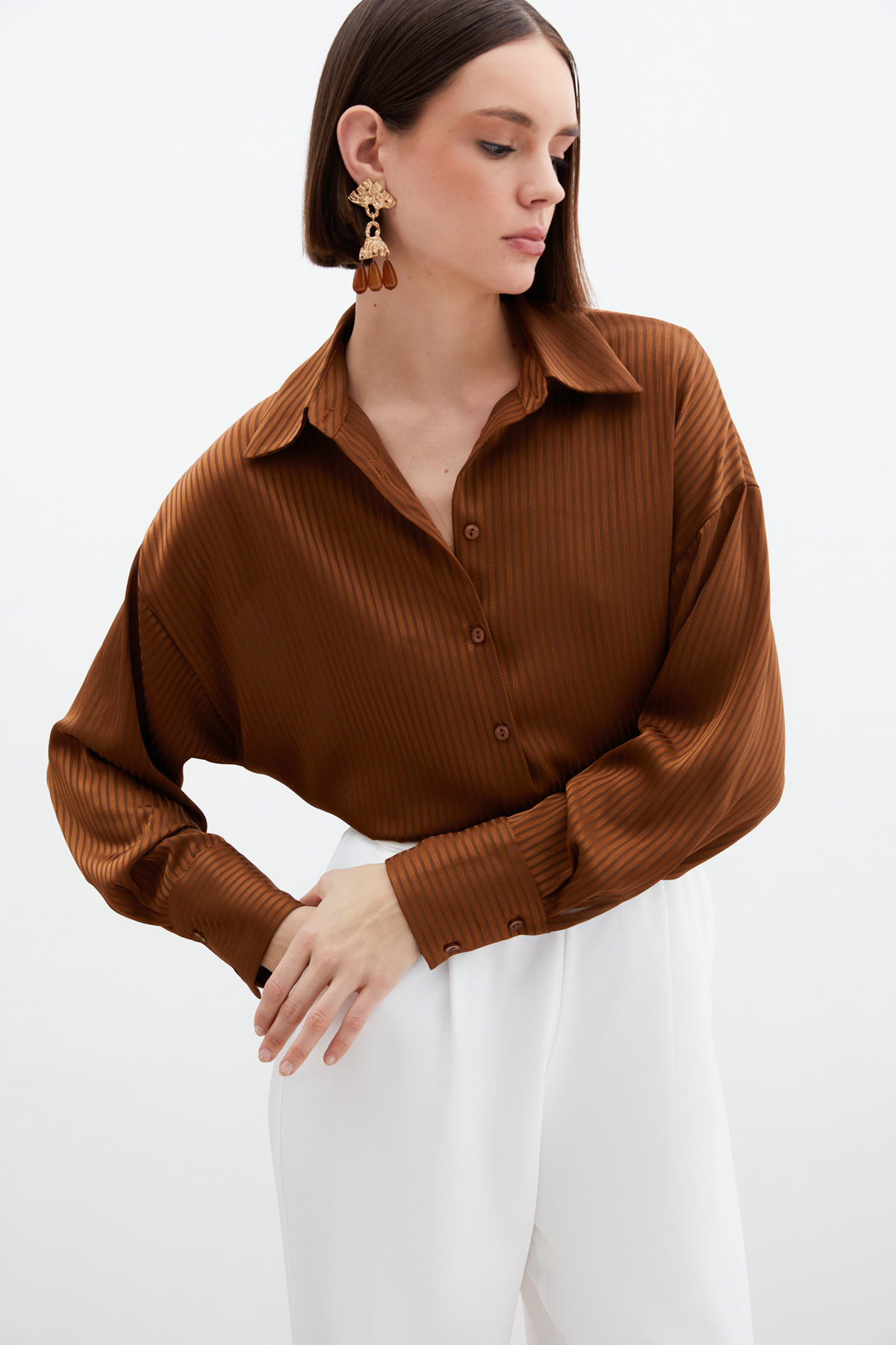 Kendinden Çizgi Desenli Gömlek - Kahve