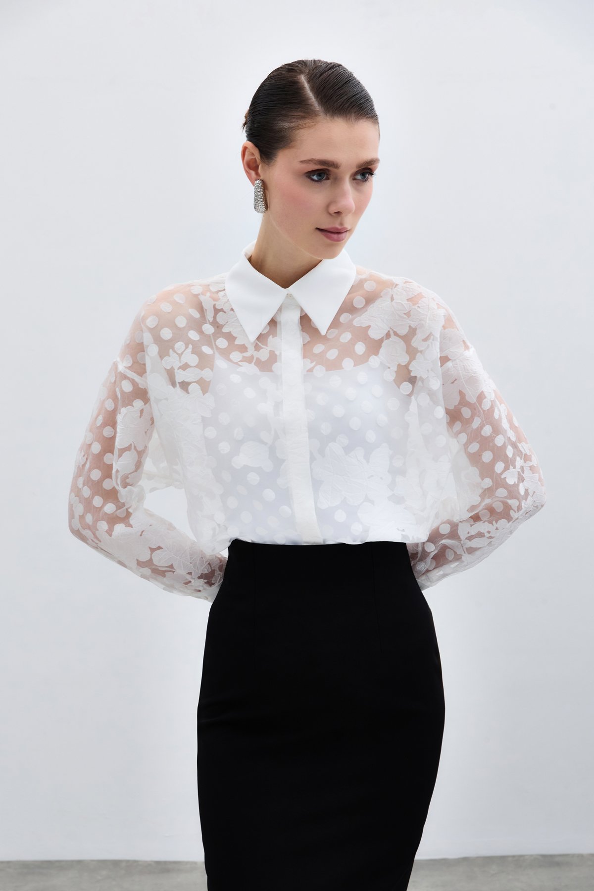 Kendinden Desenli Gömlek - Ekru