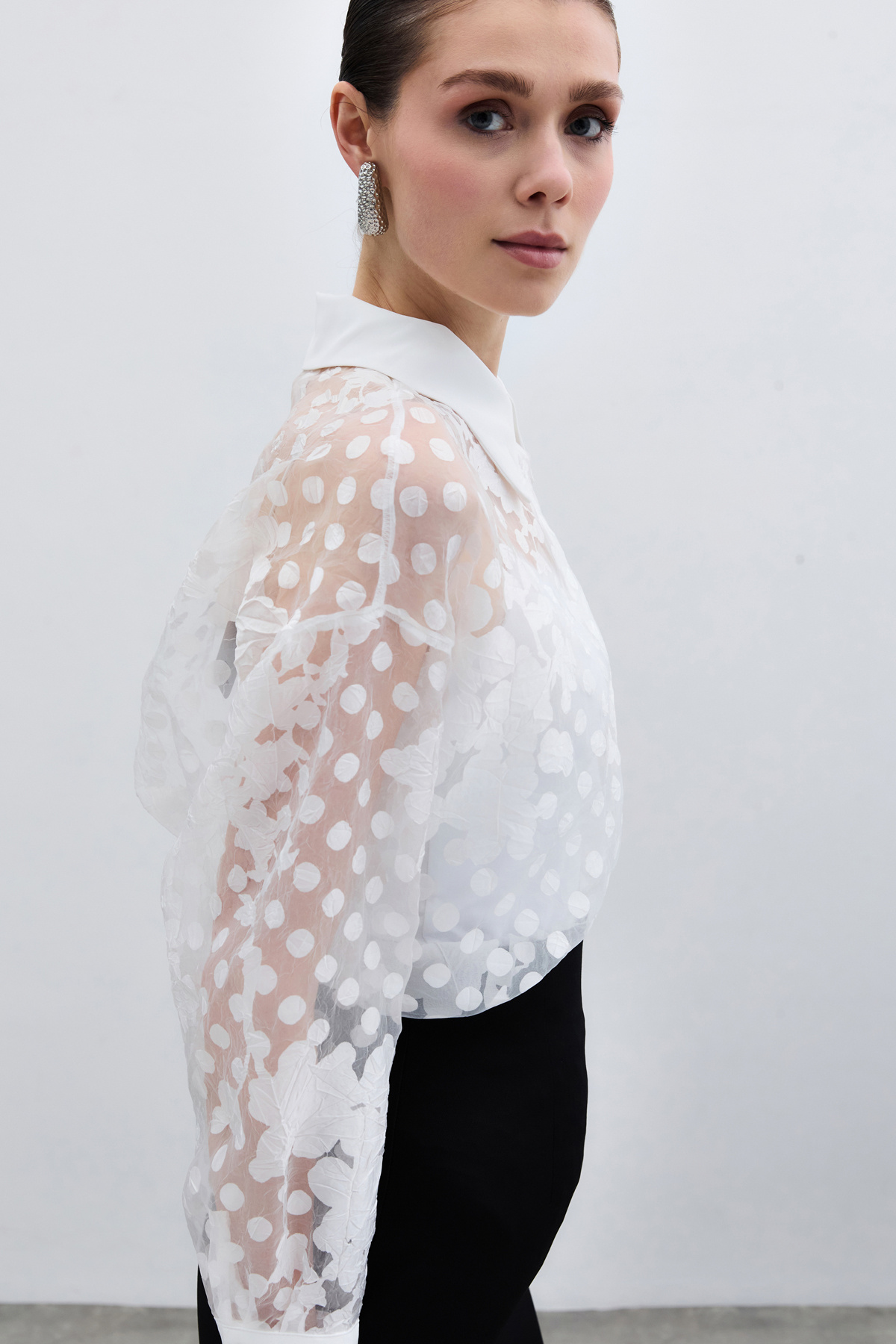 Kendinden Desenli Gömlek - Ekru