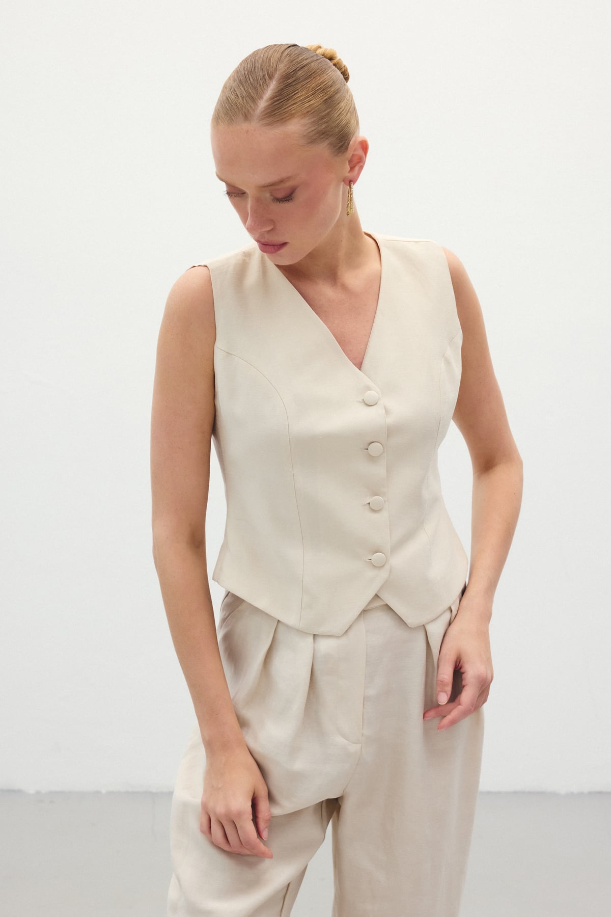 Linen Vest - Stone