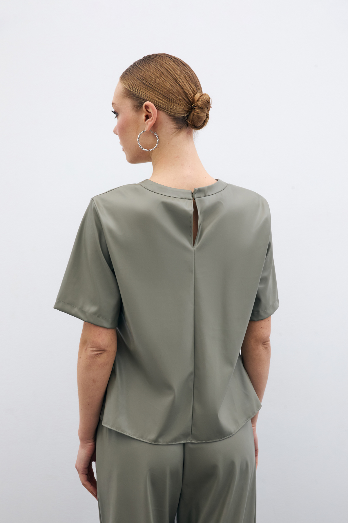 Kısa Kol Deri Bluz - Çağla Yeşili