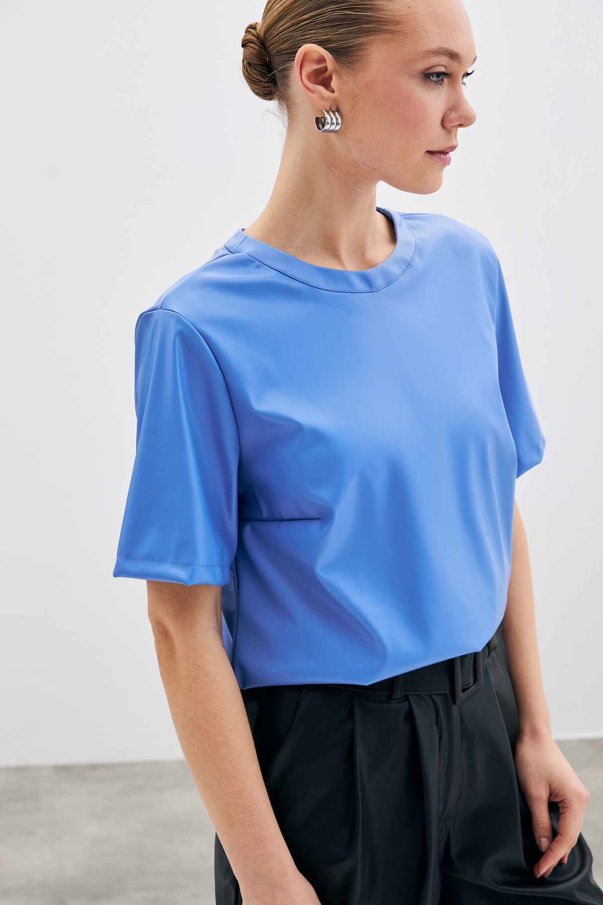 Kısa Kol Deri Bluz - Mavi