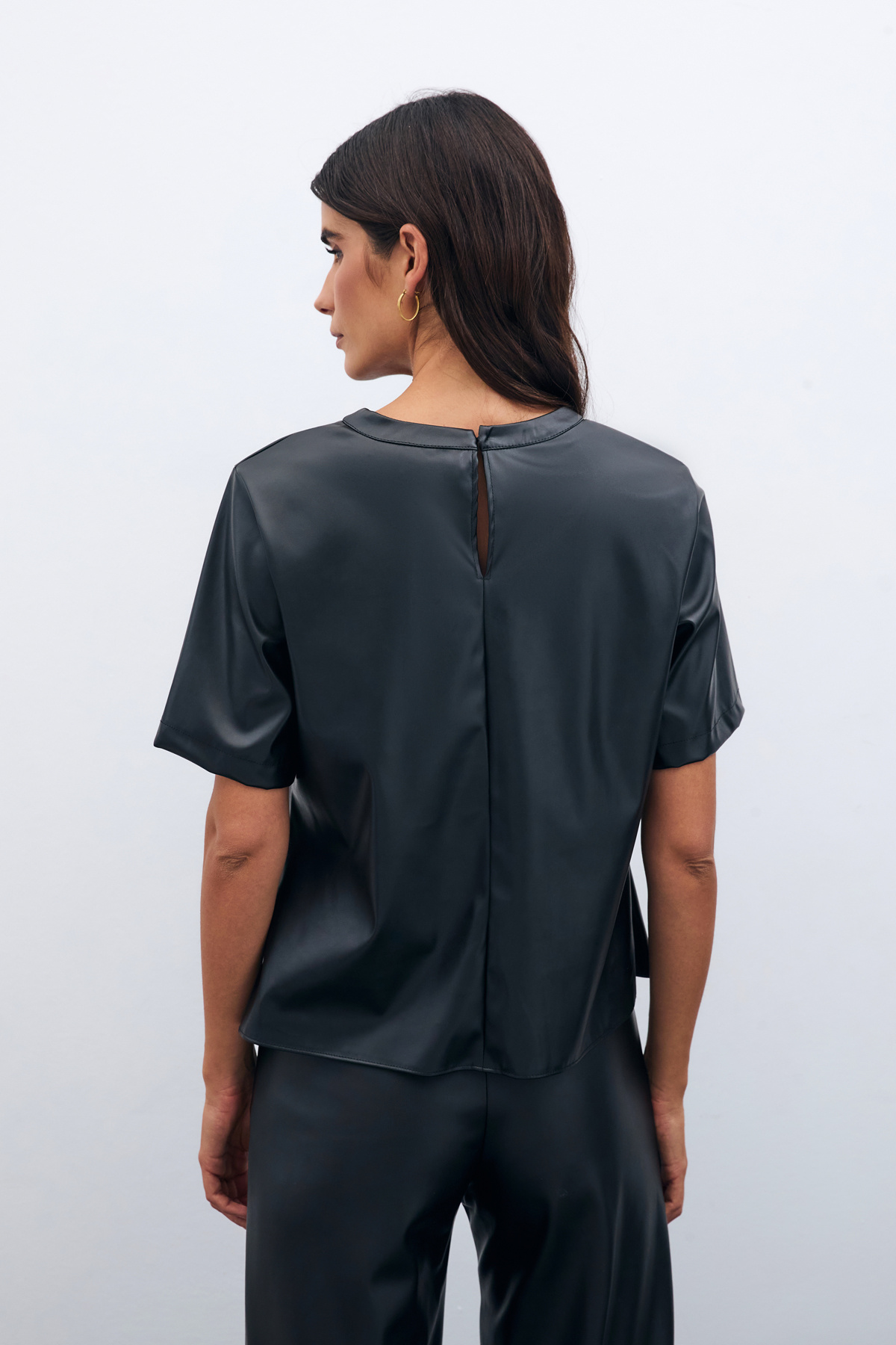 Kısa Kol Deri Bluz - SİYAH