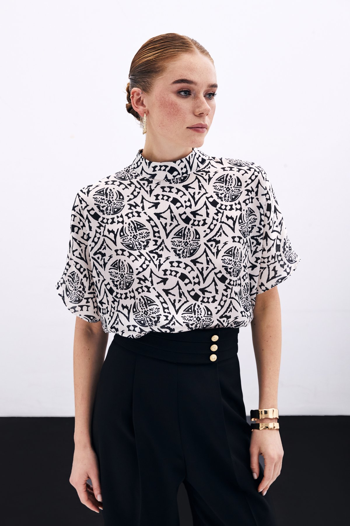 Kısa Kol Desenli Bluz - Ekru