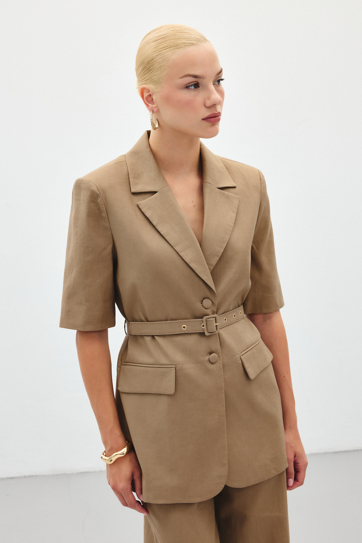 Kısa Kollu Kemerli Ceket - Camel