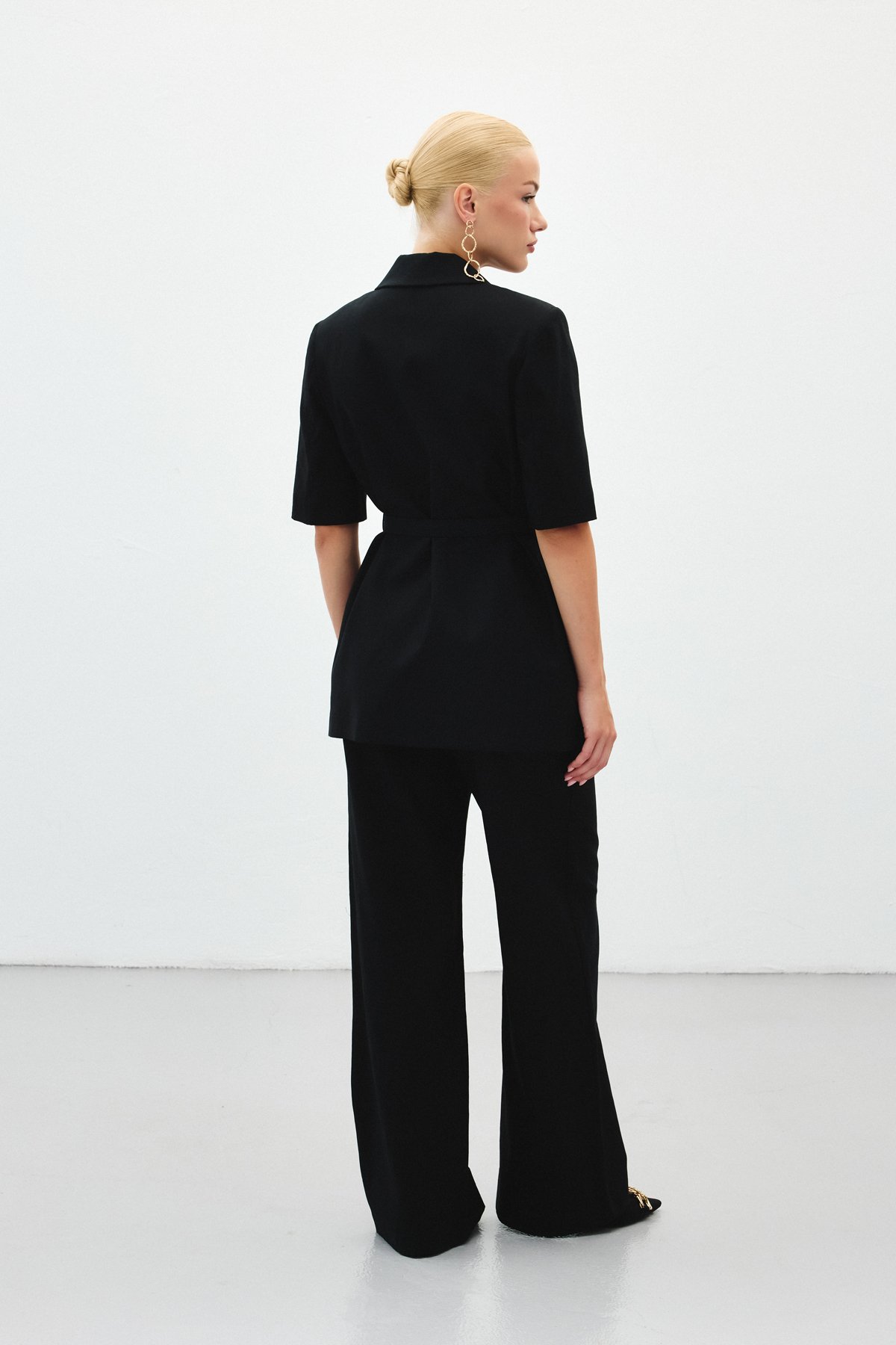 Kısa Kollu Kemerli Ceket - Siyah