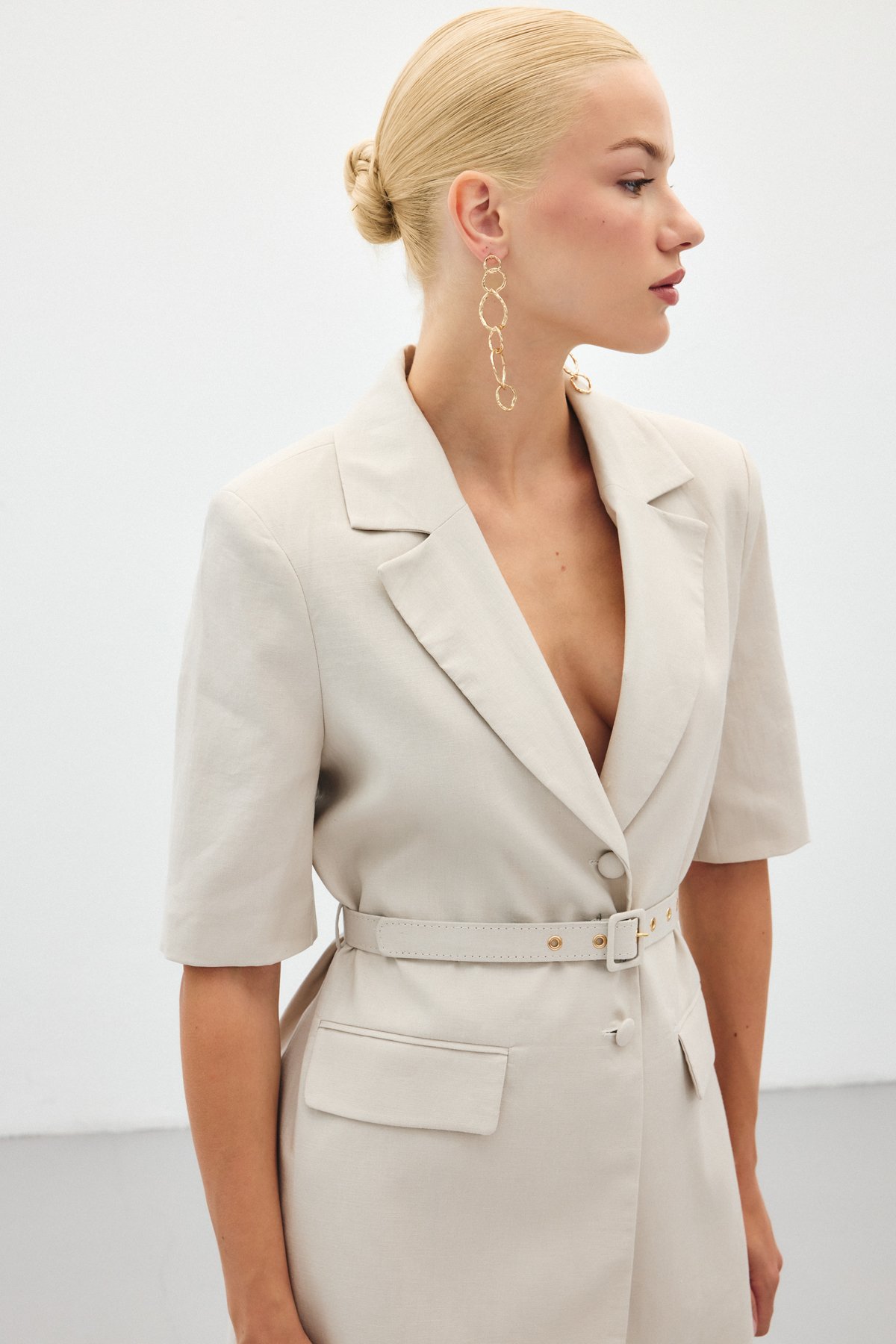 Kısa Kollu Kemerli Ceket - Taş