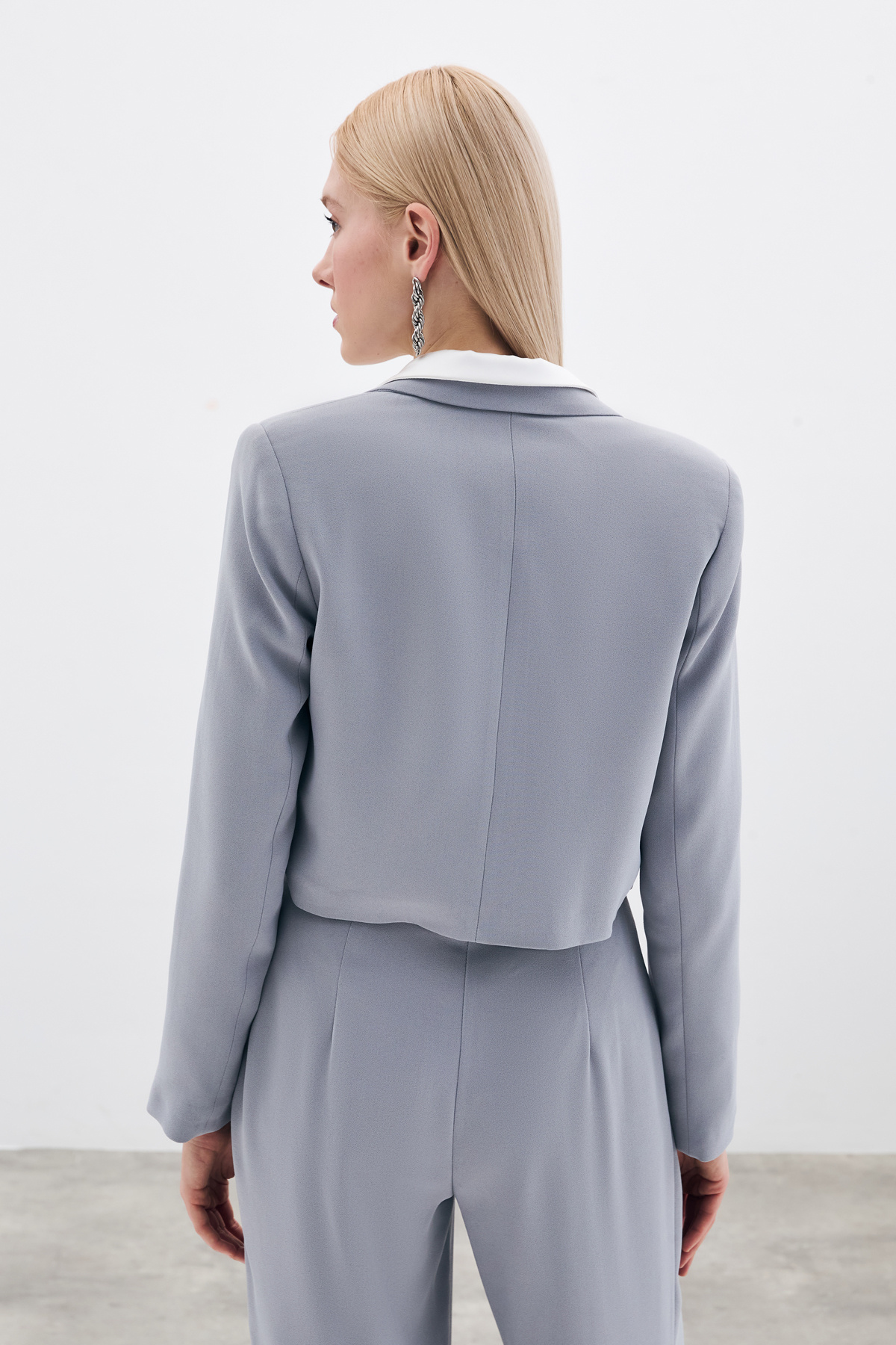 Kısa Krep Ceket - Gri