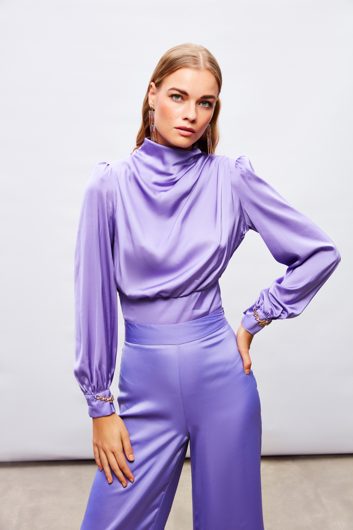 Kol Aksesuar Detaylı Bluz - MOR