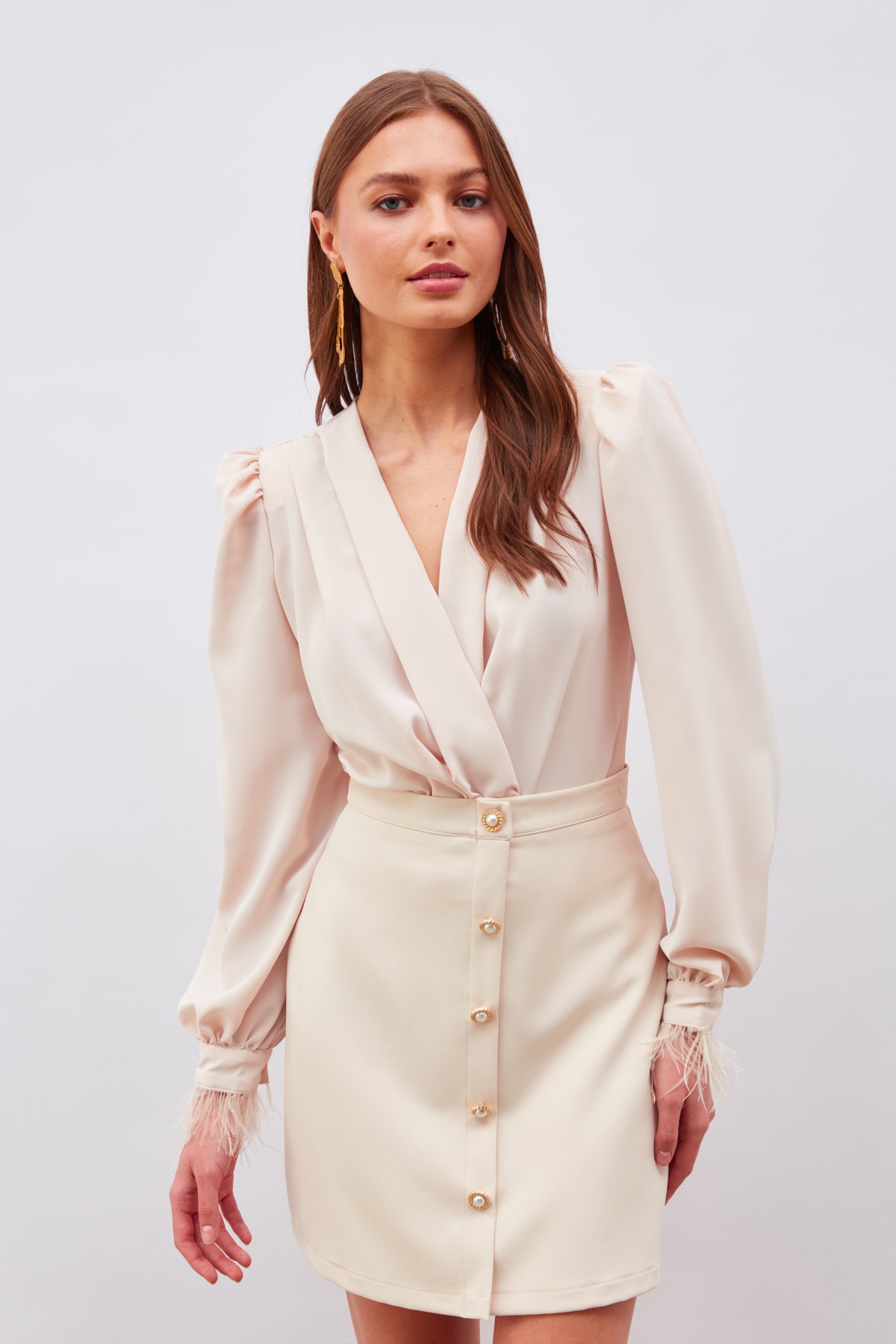 Kol Tüy Detaylı Bodysuit Bluz - BEJ