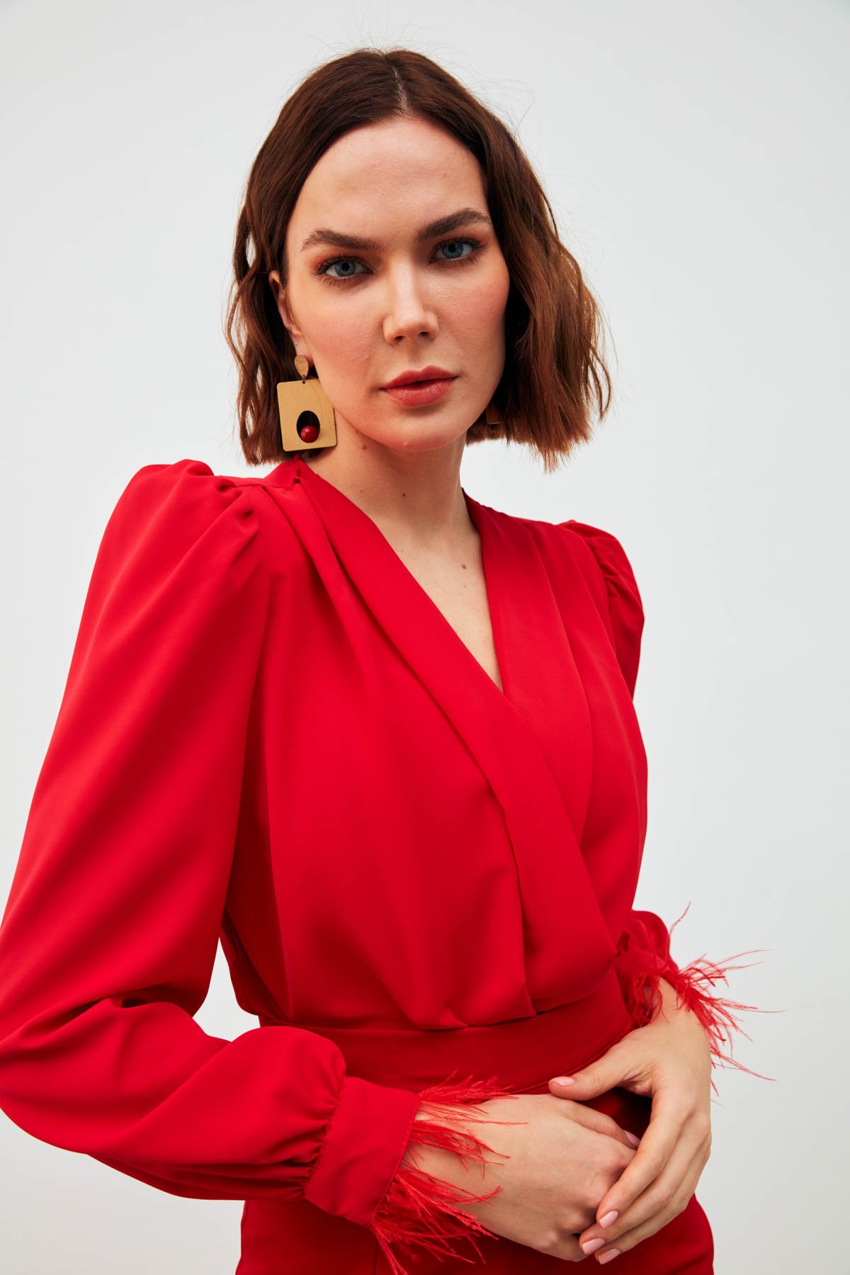 Kol Tüy Detaylı Bodysuit Bluz - KIRMIZI