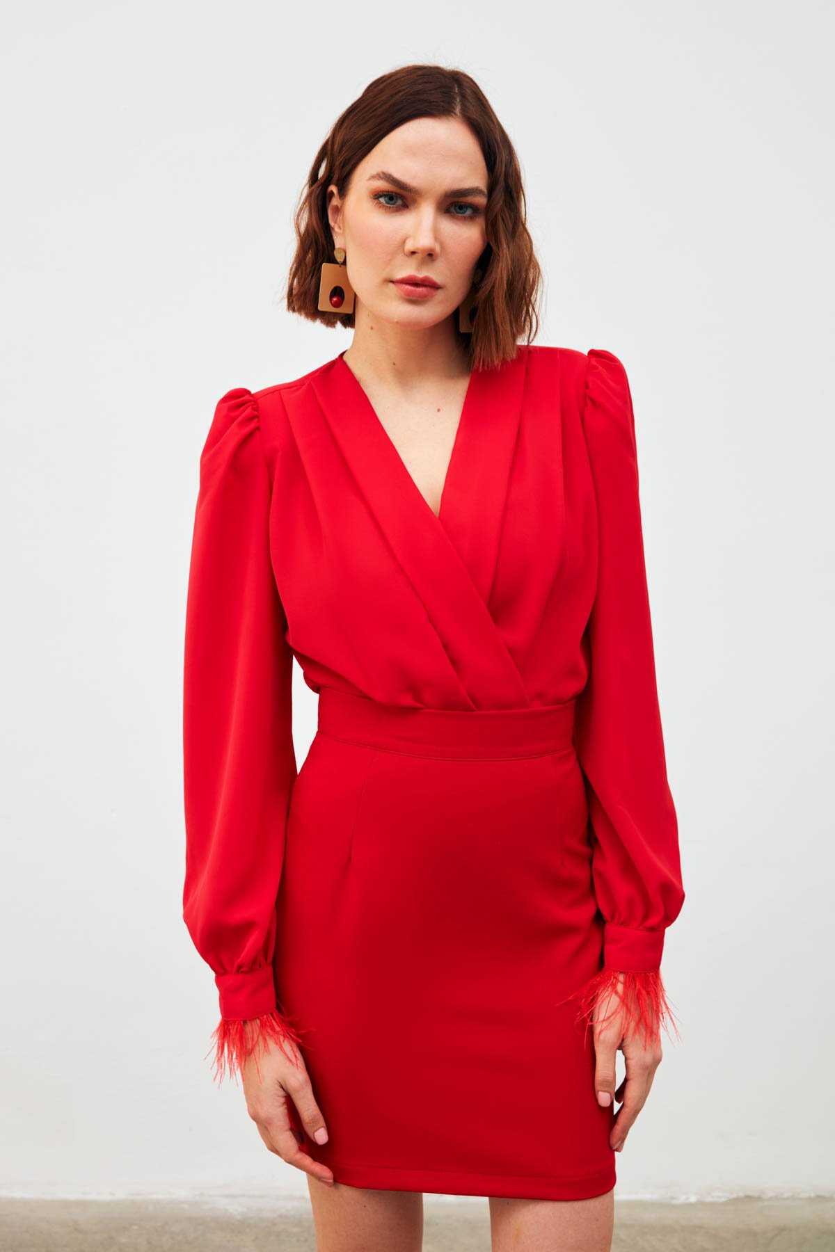 Kol Tüy Detaylı Bodysuit Bluz - KIRMIZI