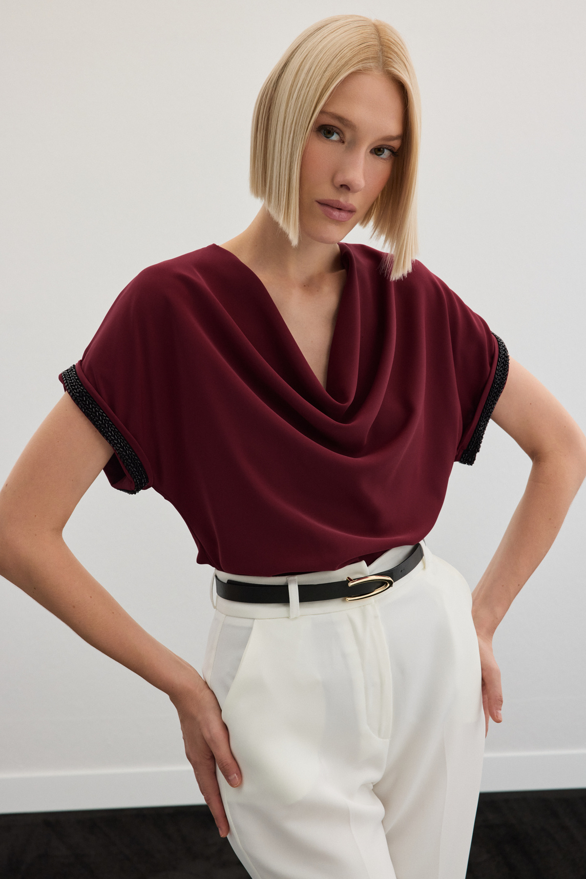 Kollar Taş Detaylı Salaş Bluz - Bordo