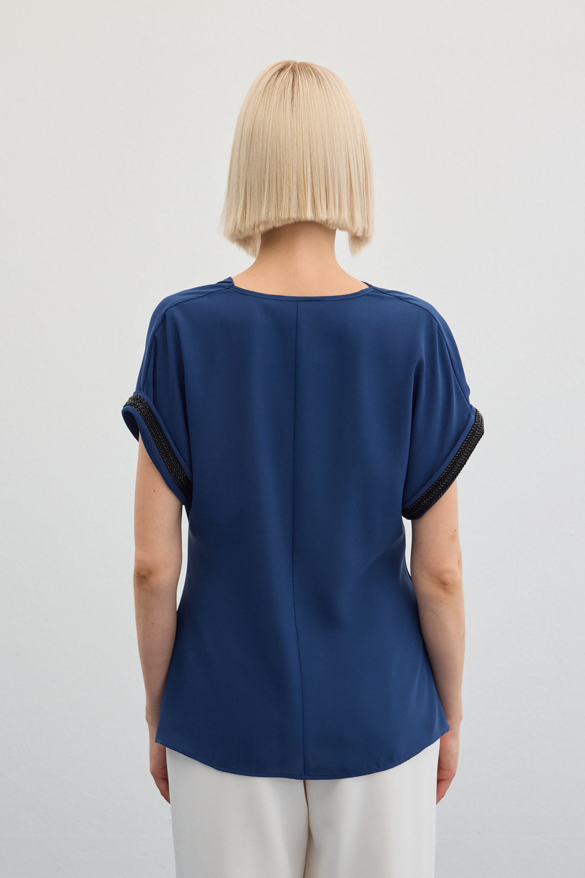 Kollar Taş Detaylı Salaş Bluz - İndigo