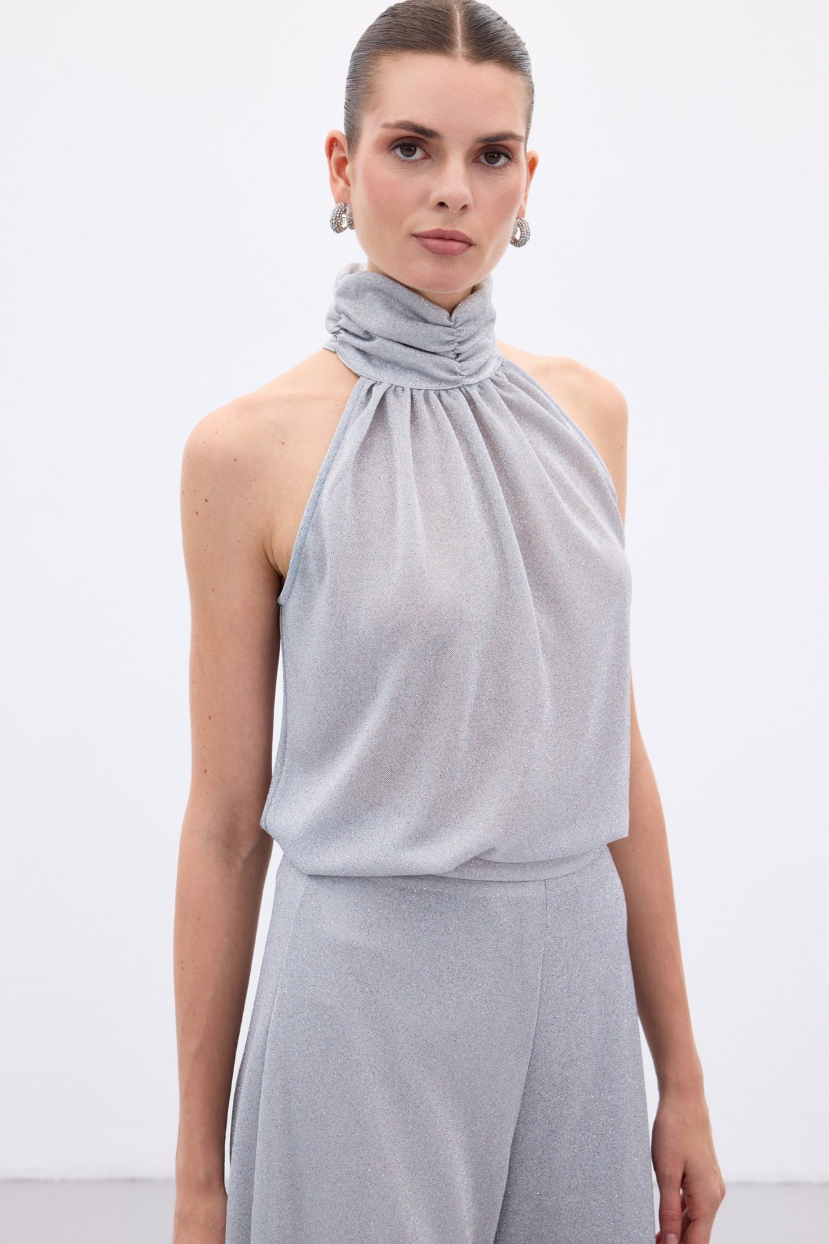 Kolsuz Parlak Bluz - Gümüş