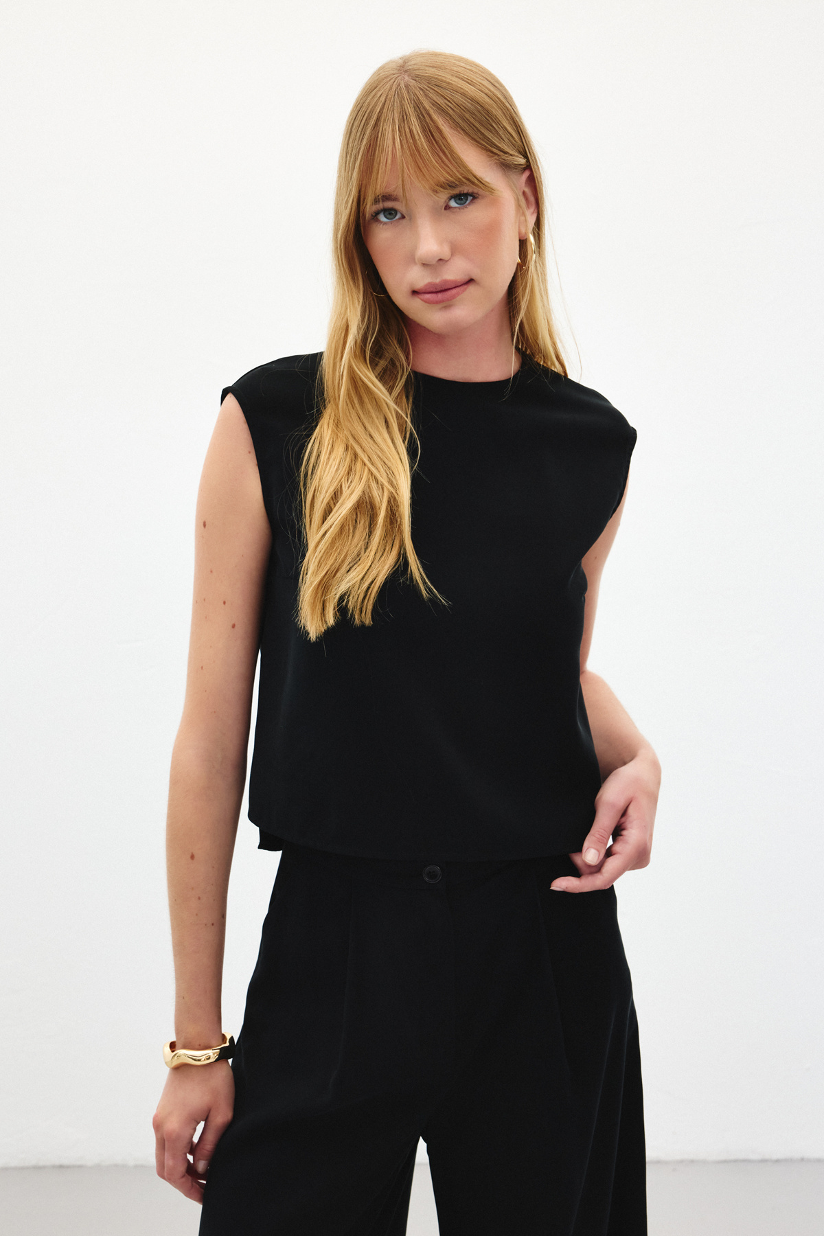 Kolsuz Salaş Bluz - Siyah