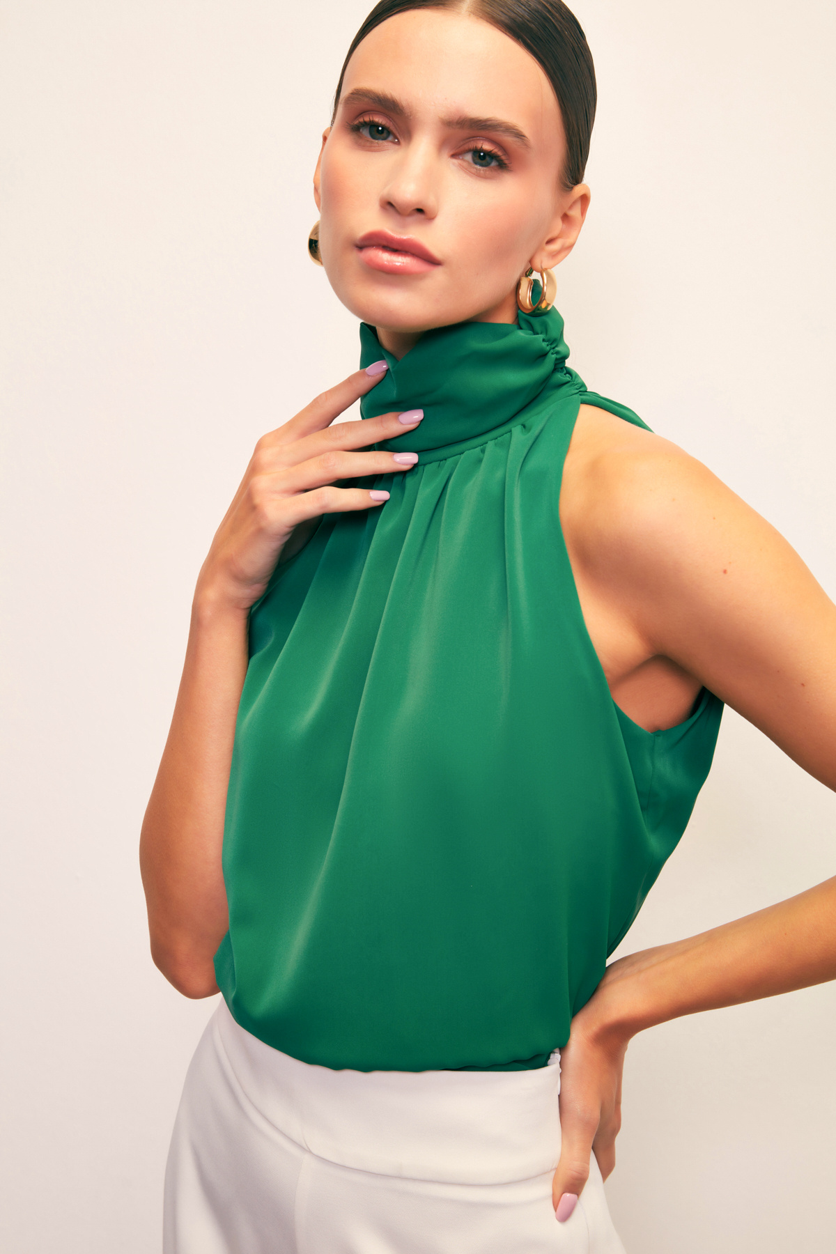 Pleated collar sleeveless blouse - EMERALD