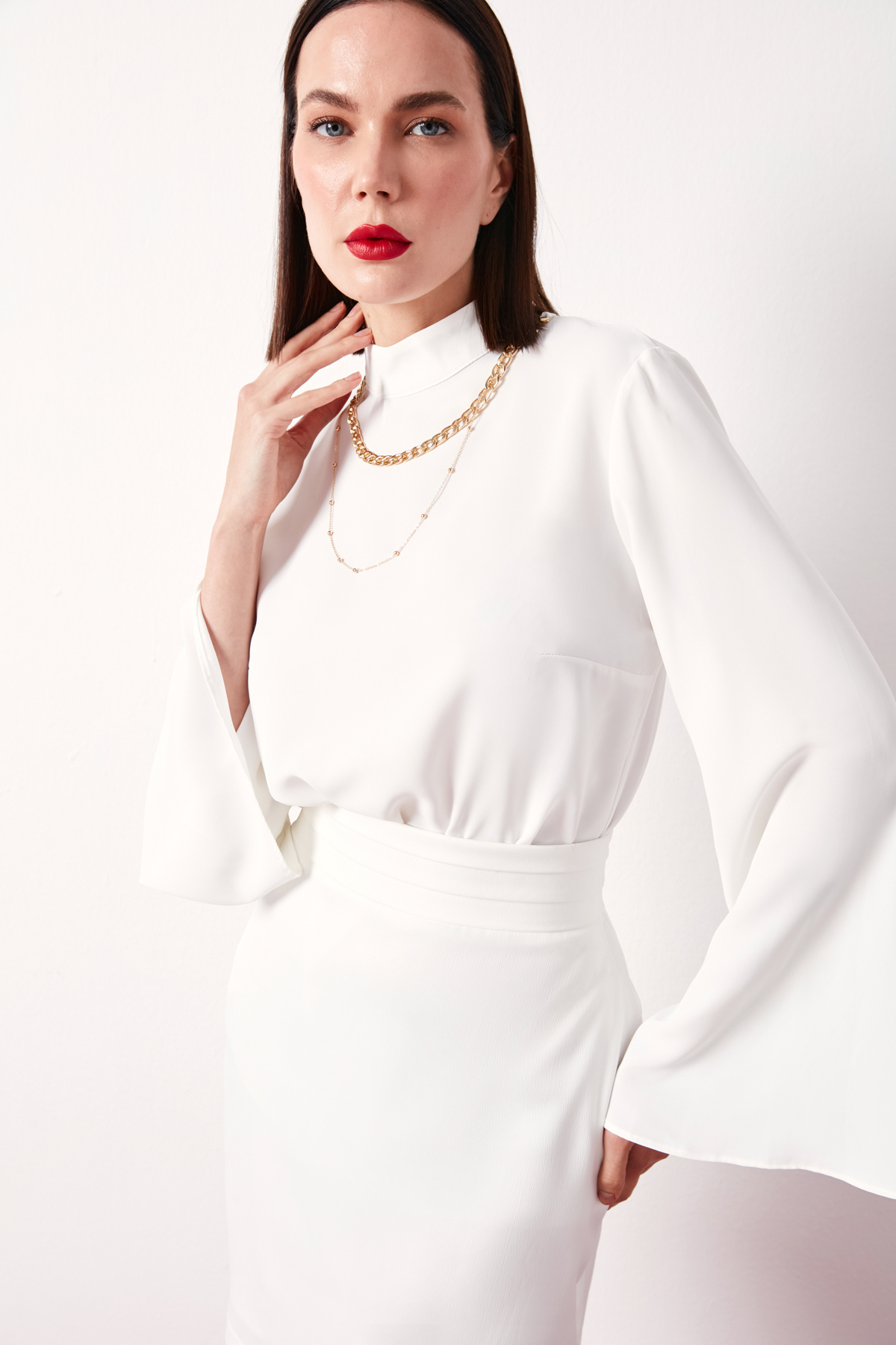 Kolyeli İspanyol Kol Bluz - EKRU