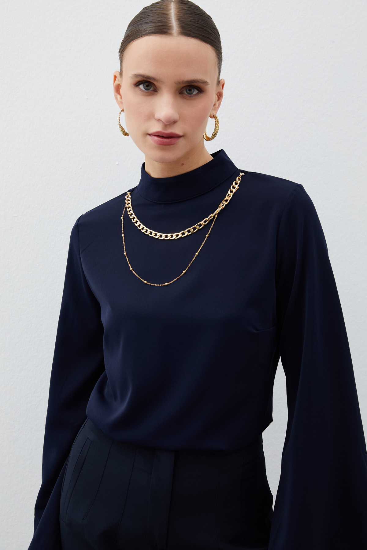 Kolyeli İspanyol Kol Bluz - LACİVERT