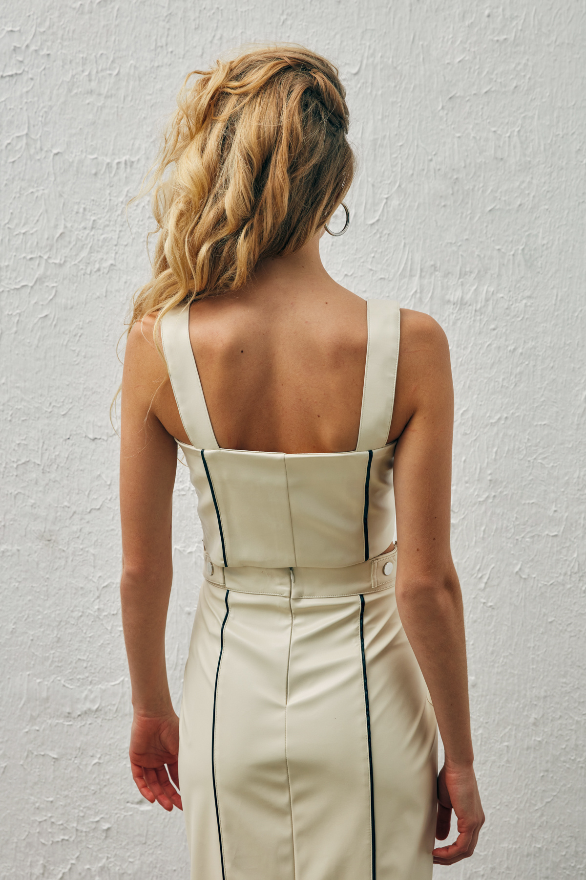 Kontrast Deri Crop Bluz - EKRU