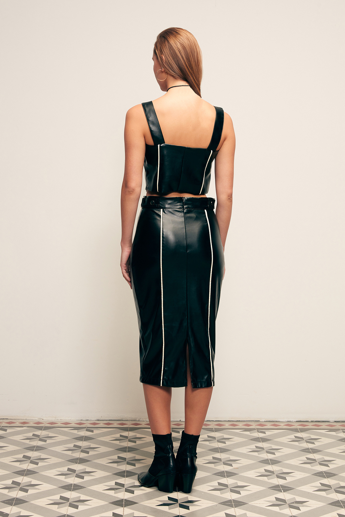 Kontrast  Deri Etek - SİYAH