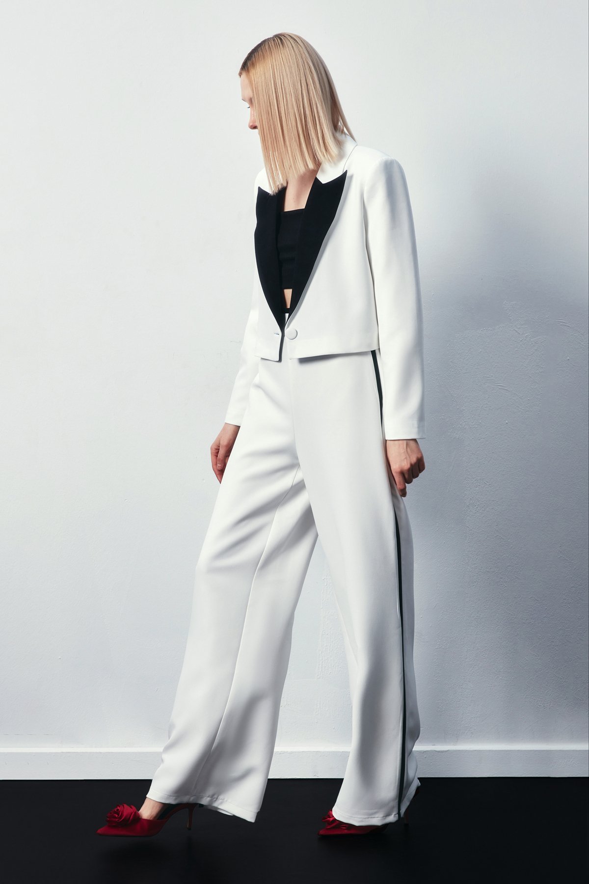 Kontrastlı Kısa Ceket - EKRU