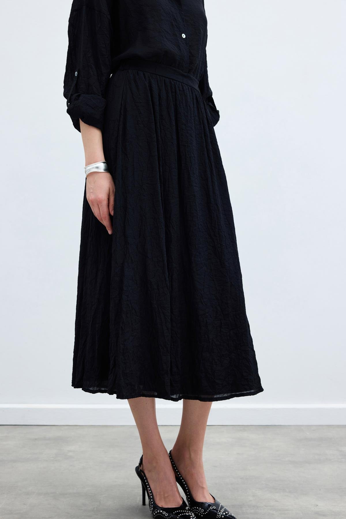 Kraşlı Kloş  Etek - Siyah