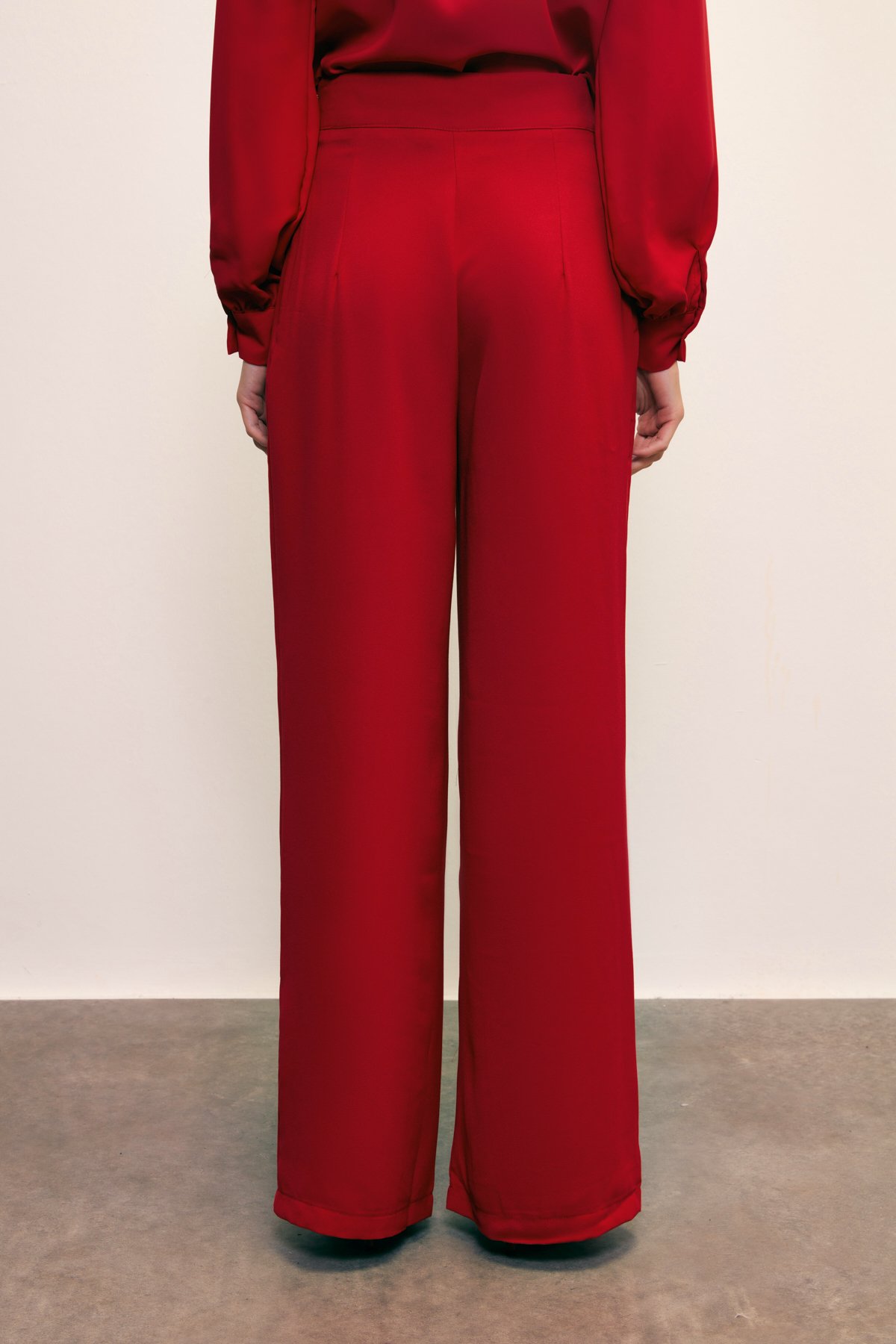 Krep Salaş Pantolon - KIRMIZI
