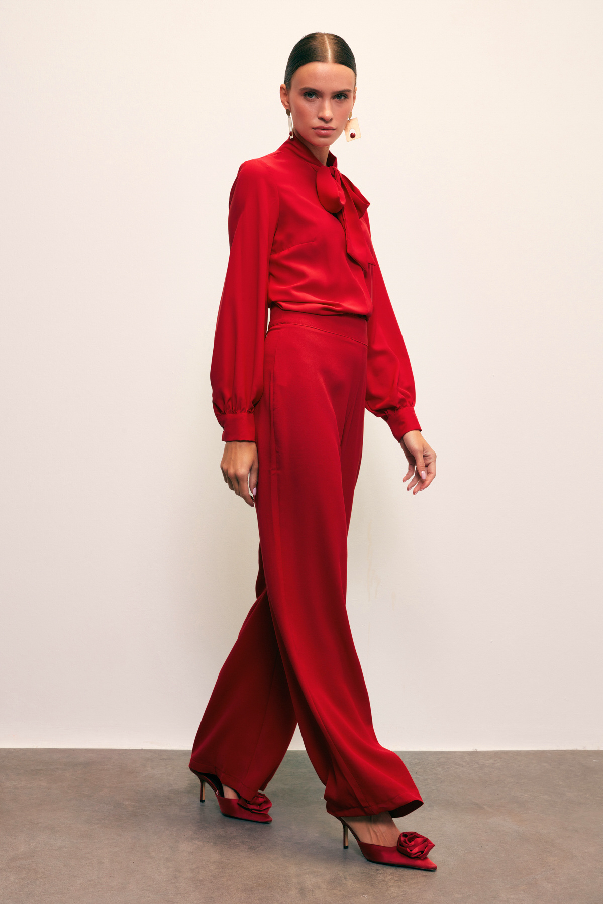 Krep Salaş Pantolon - KIRMIZI