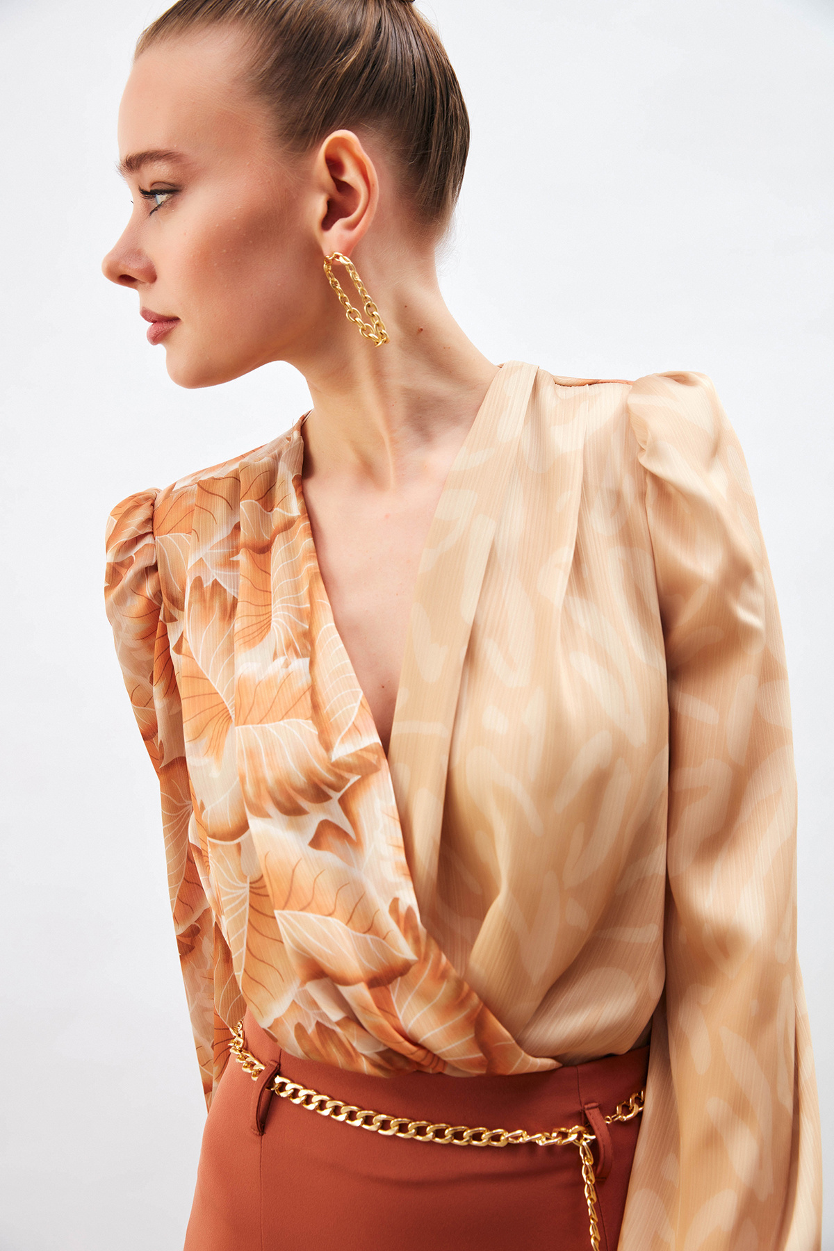 Kruvaze Desenli Bodysuit Bluz - KAHVE