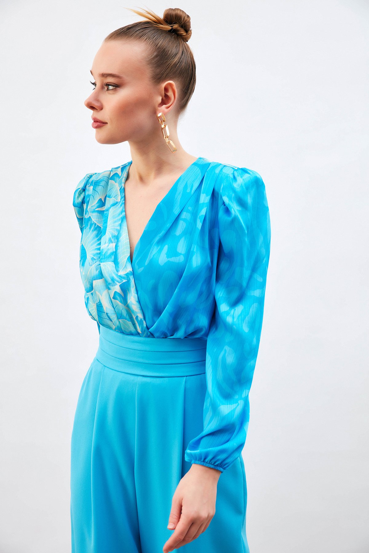 Kruvaze Desenli Bodysuit Bluz - MAVİ