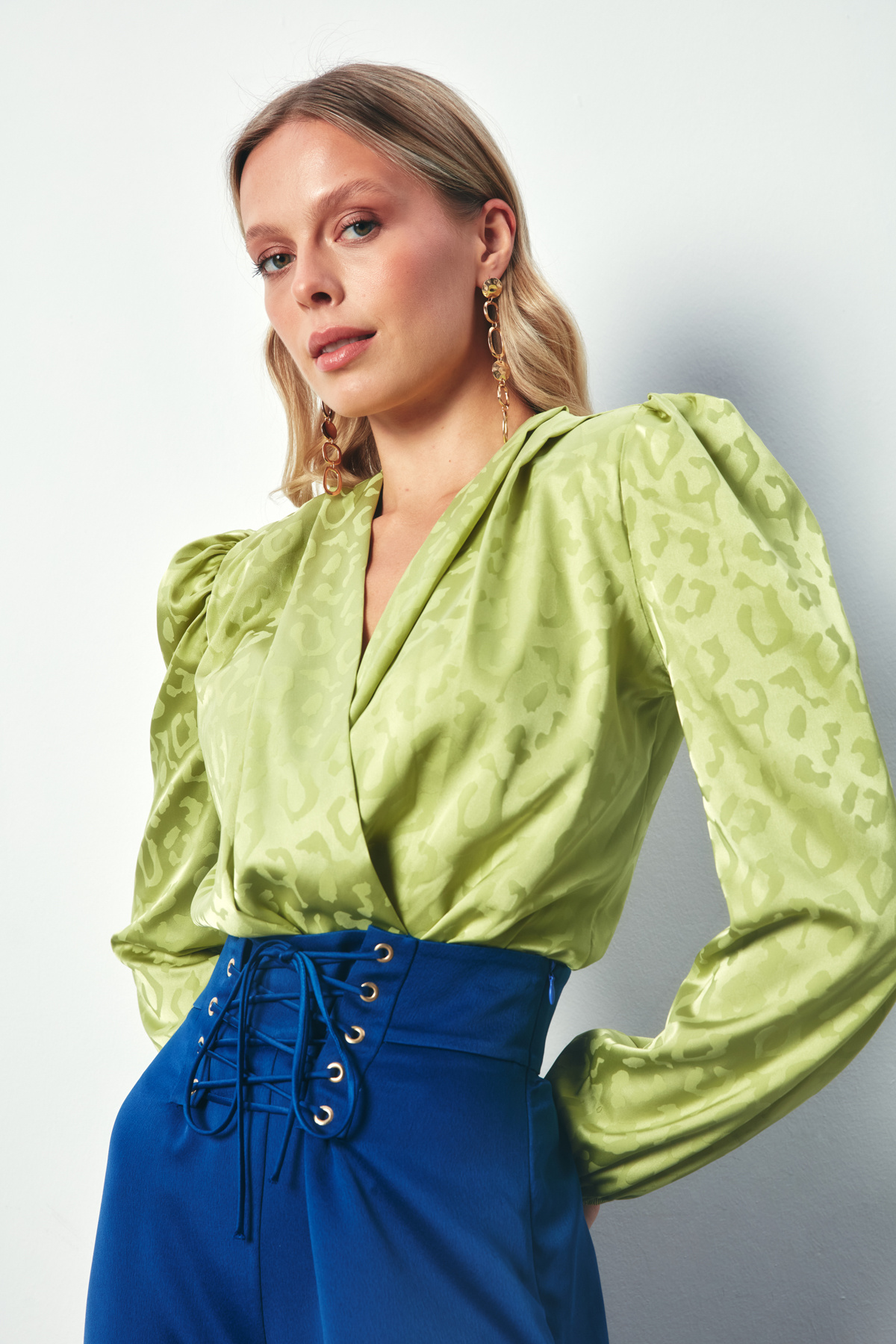 Kruvaze Desenli Bodysuit Bluz - YAĞ YEŞİLİ