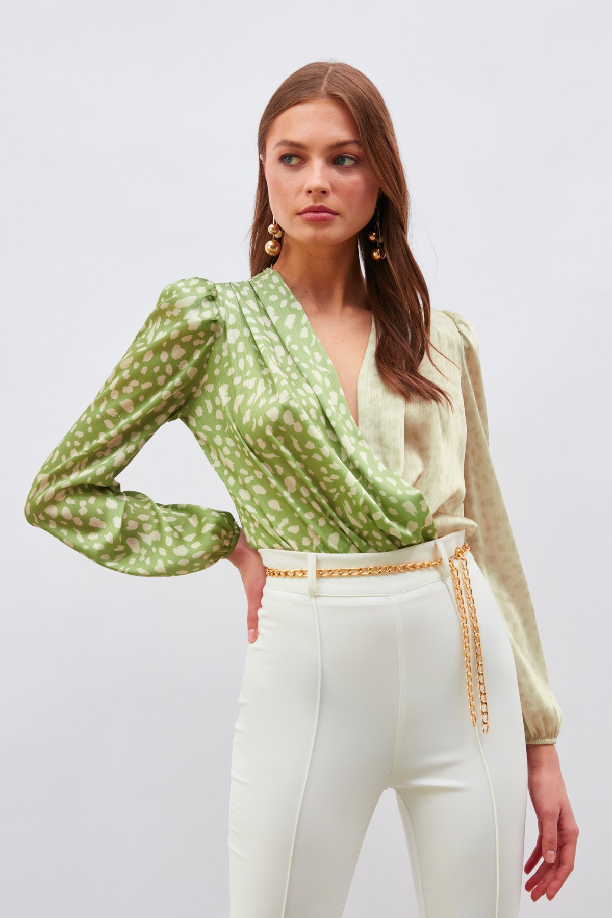 Kruvaze Desenli Bodysuit - HAKİ-BEJ