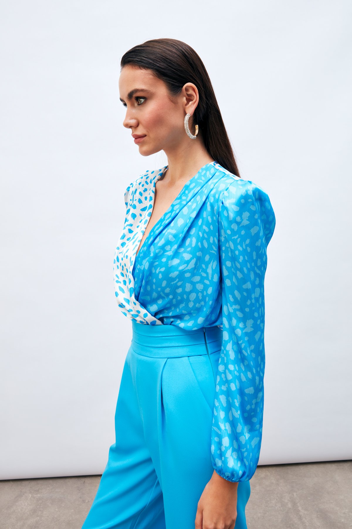 Kruvaze Desenli Bodysuit - MAVİ-EKRU