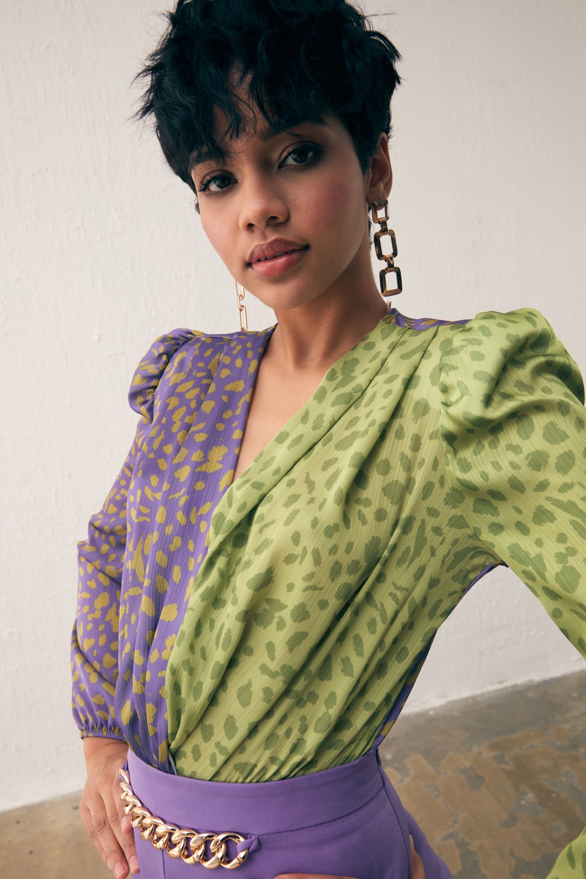 Kruvaze Desenli Bodysuit - MOR-YAĞ YEŞİLİ