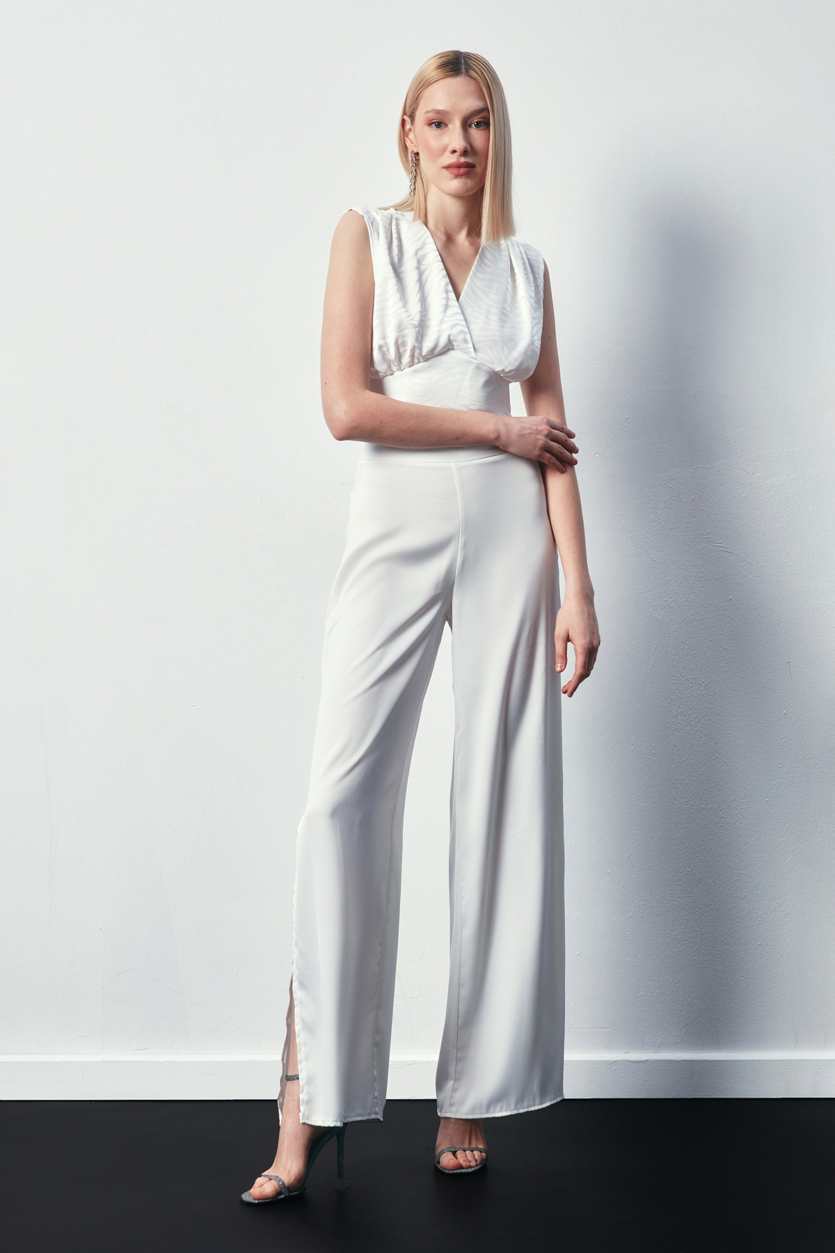 Kruvaze Desenli Saten Bluz - EKRU