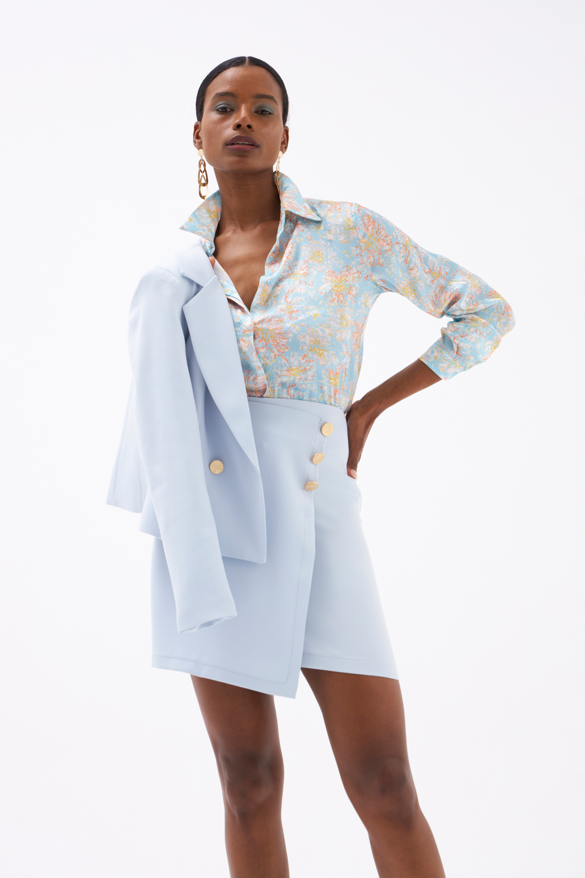 Kruvaze düğmeli mini etek - BEBE MAVİ